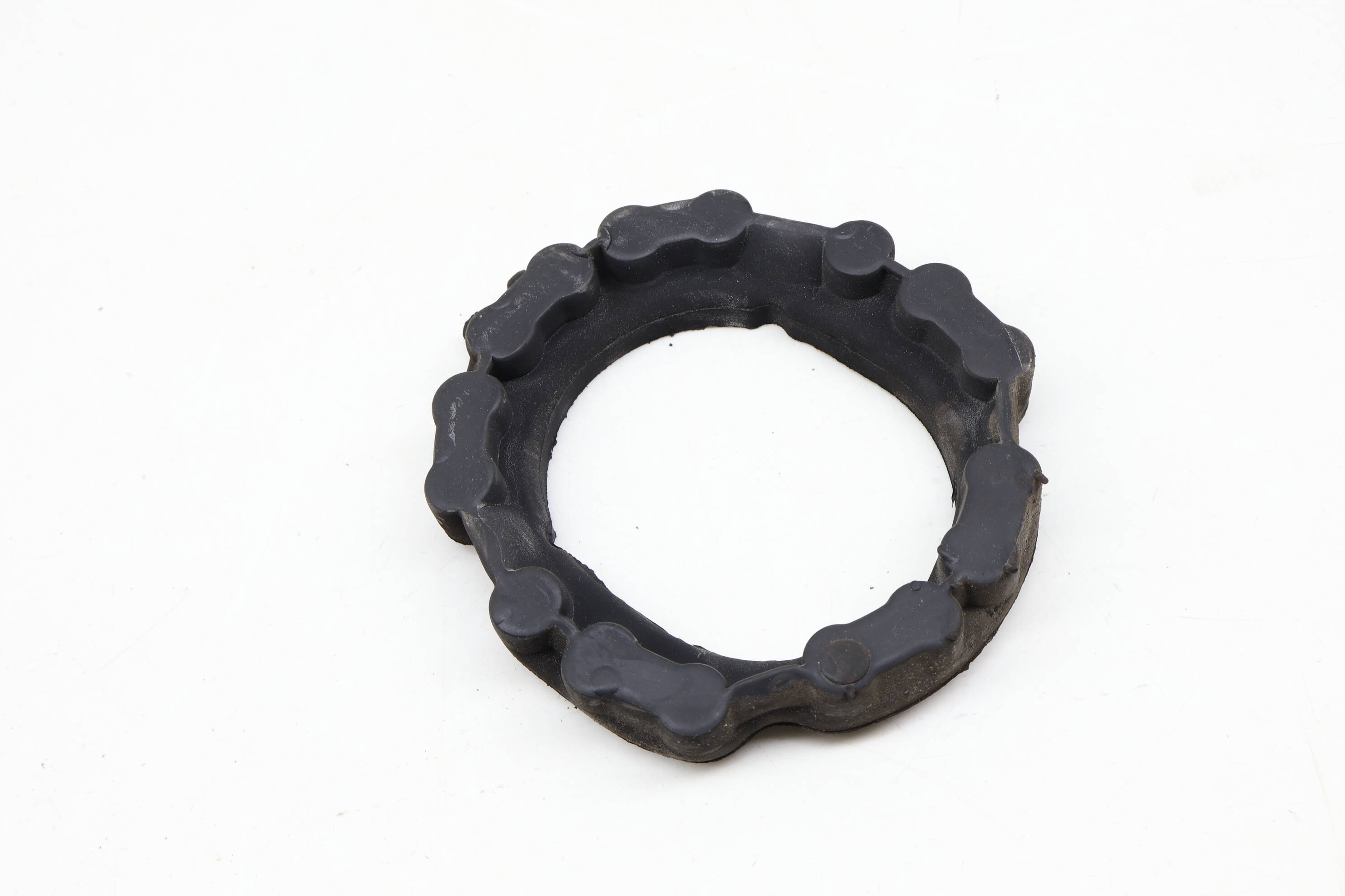 Porsche Front Strut / Shock Rubber Mount (Macan) 95B412081A