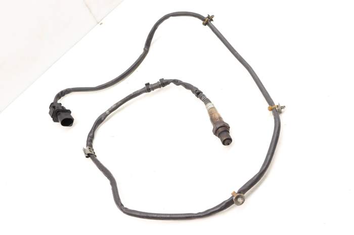 O2 / Oxygen Sensor (Pre Cat / Upstream) 94860613300 main product photo