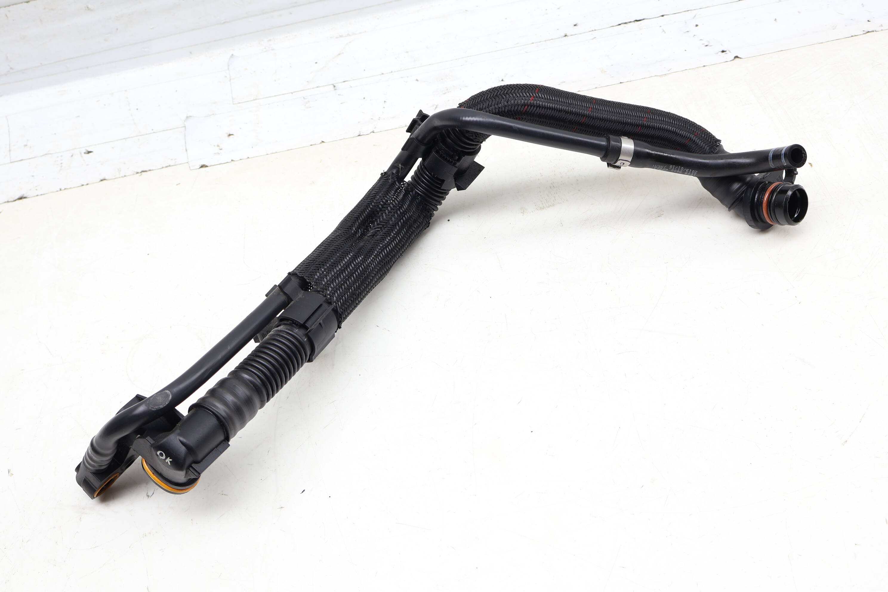 Engine Breather Hose / Vent Tube 06L103226A