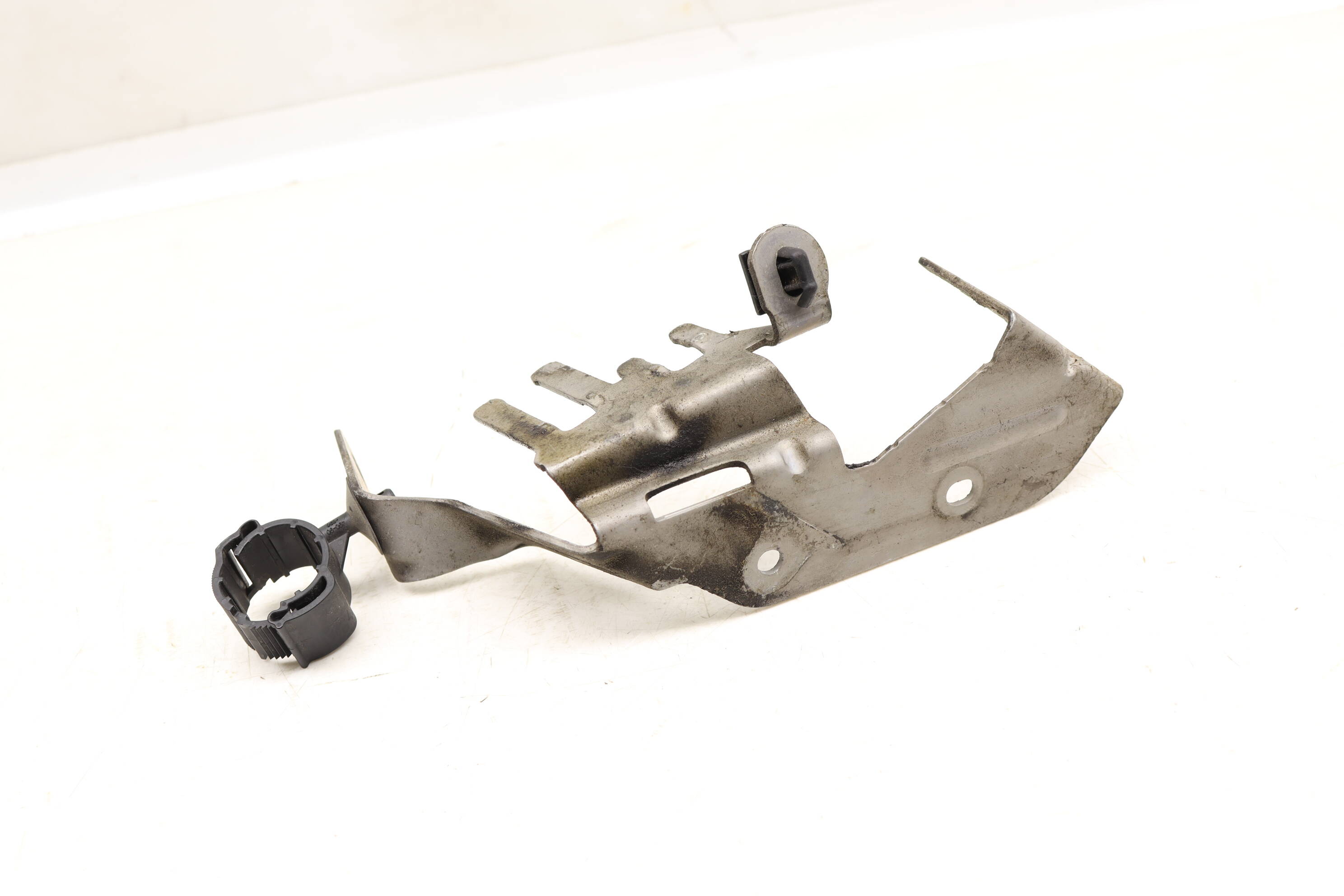 Wire / Wiring Harness Bracket 06E971497AG