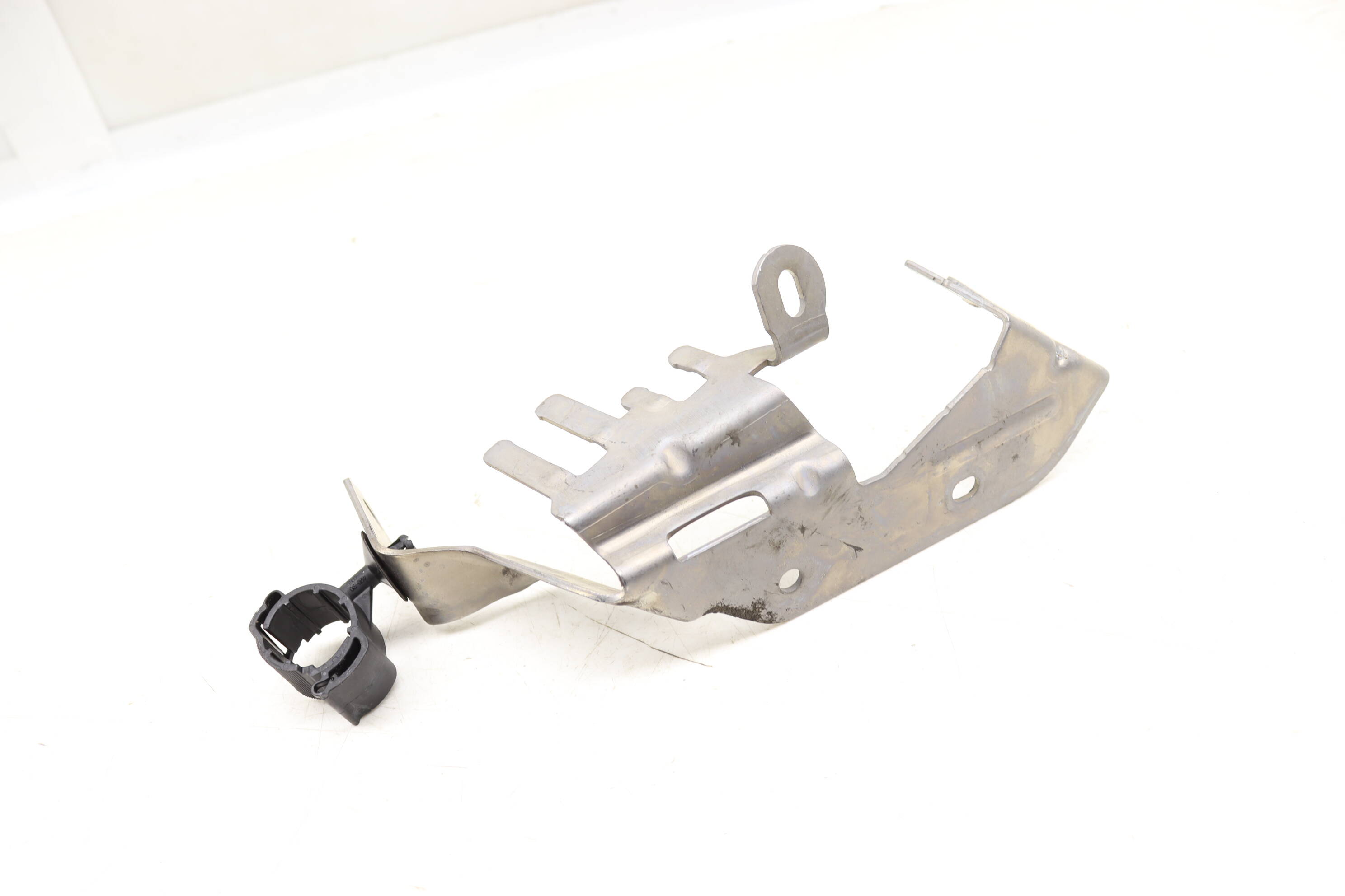 Wire / Wiring Harness Bracket 06E971497AC