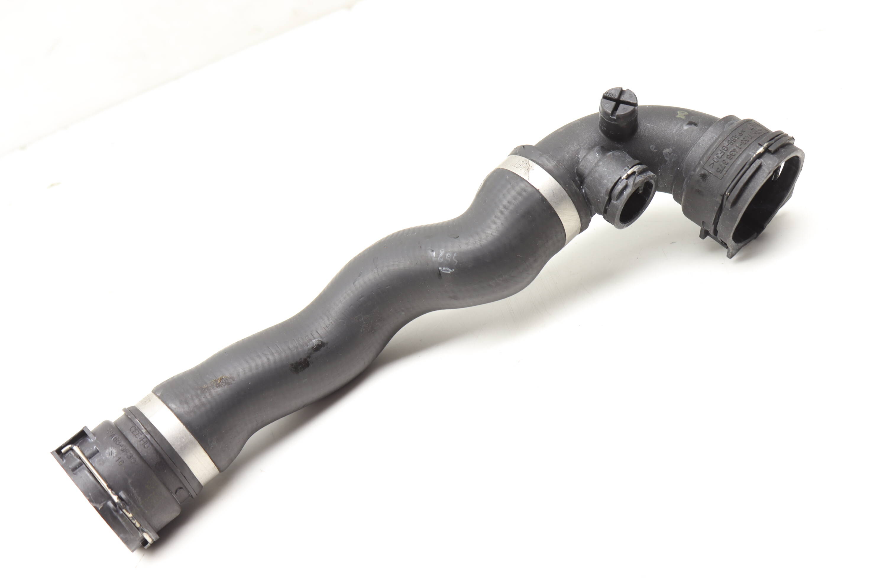 Coolant&#x20;&#x2F;&#x20;Water&#x20;Hose&#x20;17127510952