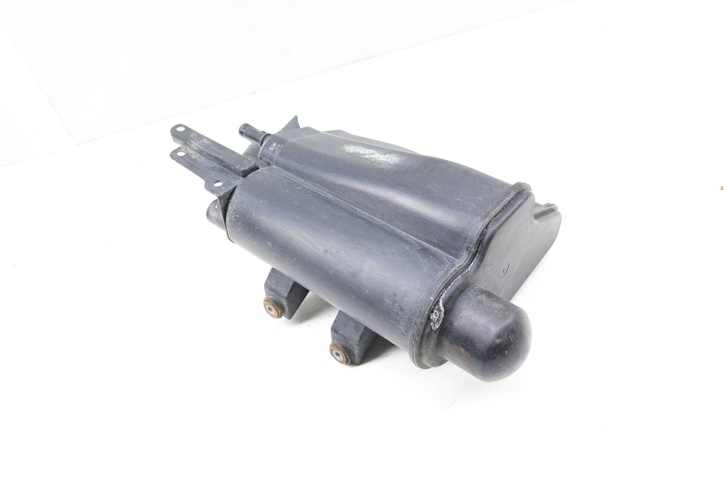 Charcoal / Fuel Vapor Canister 16137271029