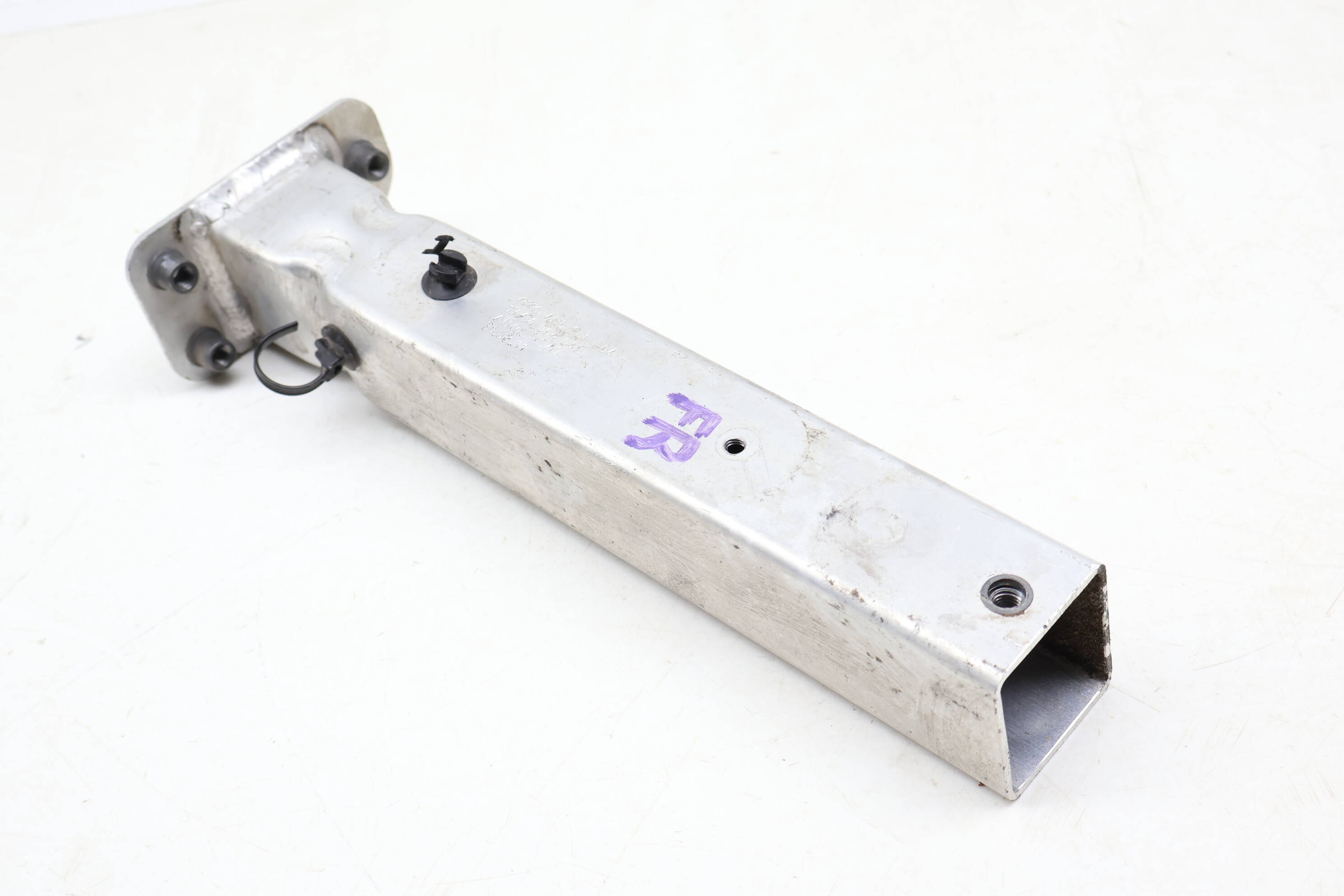 Bumper Impact Beam / Bar Mount Bracket 4H0806064E