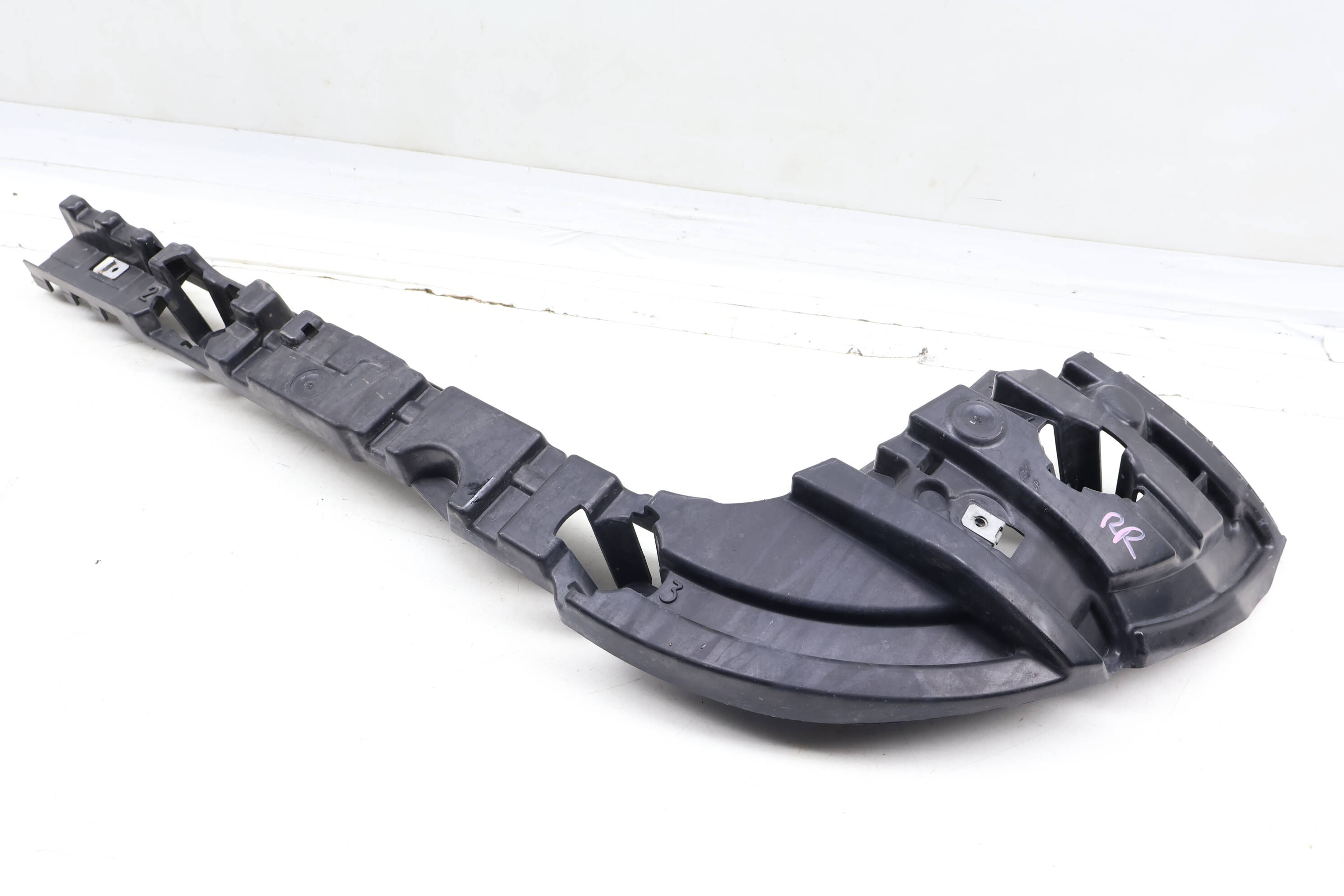 Center Bumper Mount / Bracket 51127239884