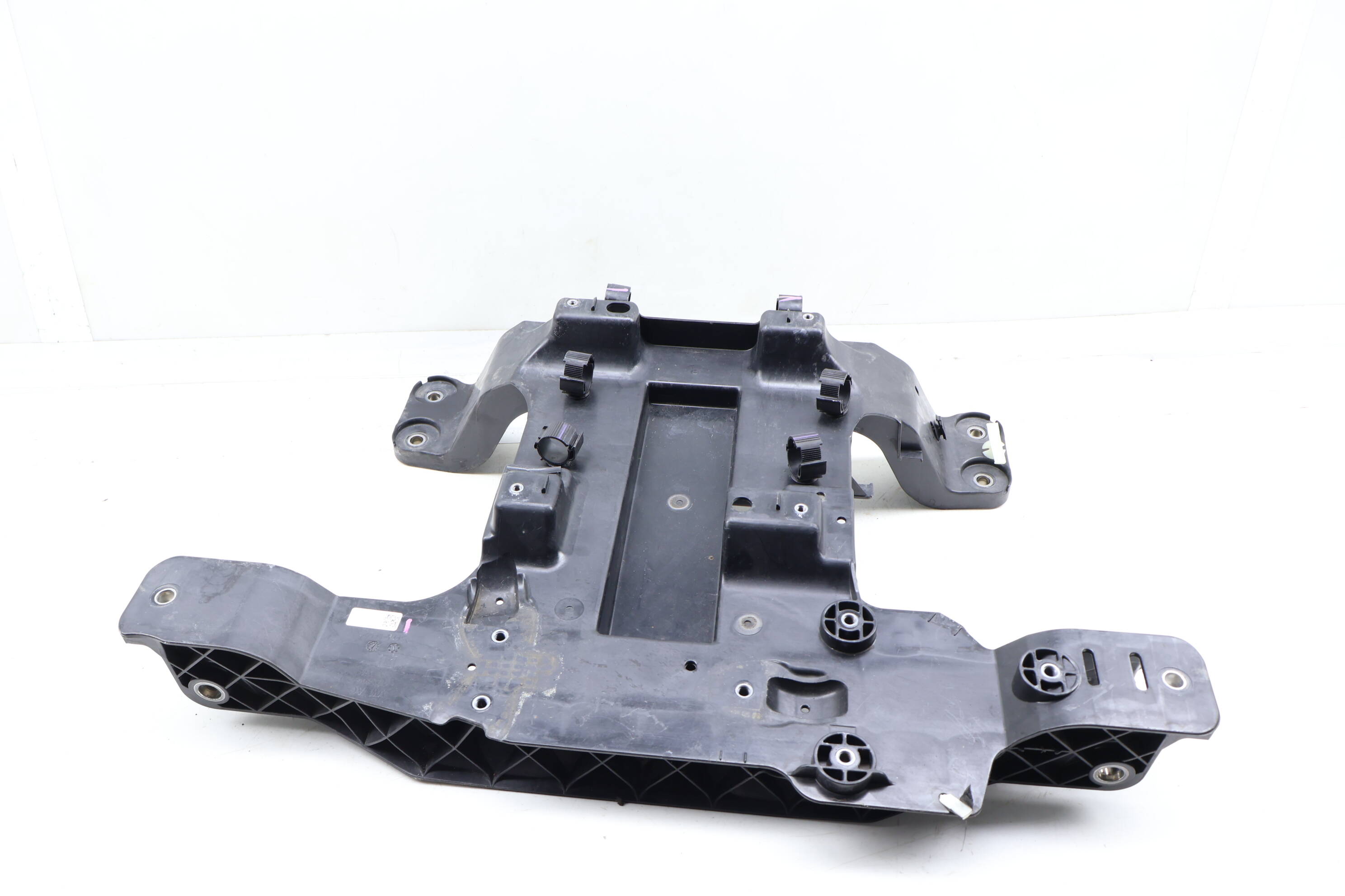 Suspension Subframe Reinforcement Bracket 1EA805211B