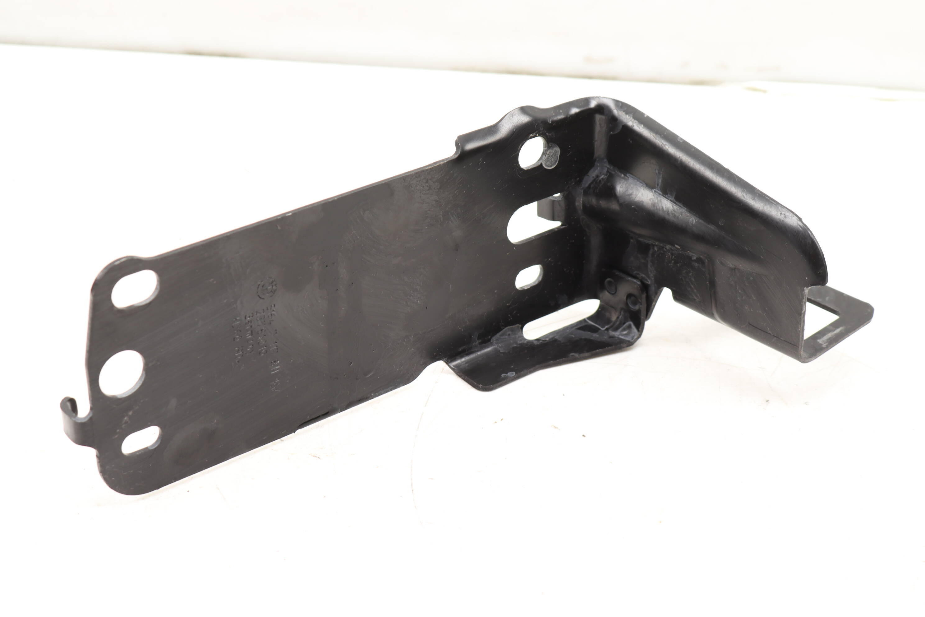 Radiator Mount Bracket 51647117811