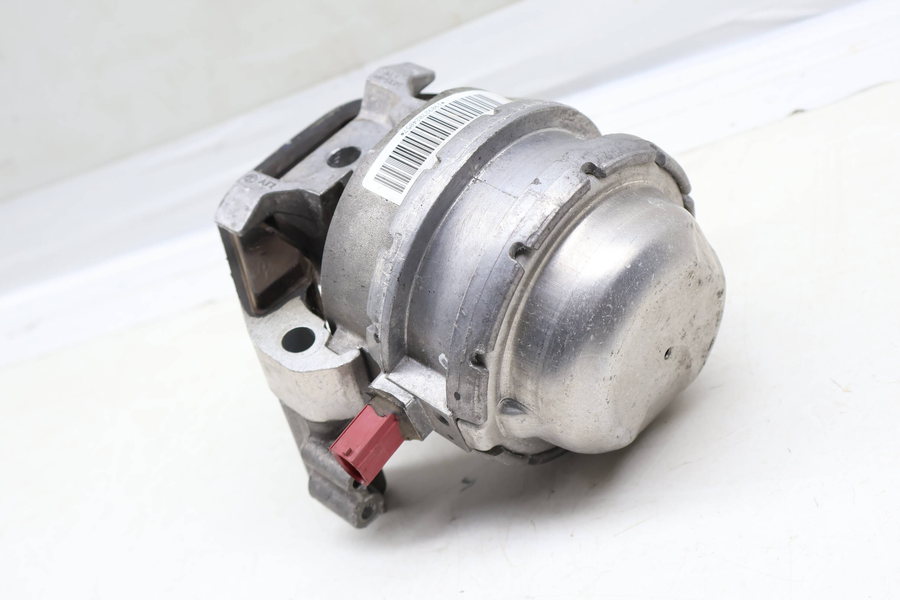 Electric&#x20;Motor&#x20;&#x2F;&#x20;Engine&#x20;Mount&#x20;4H0199256AA