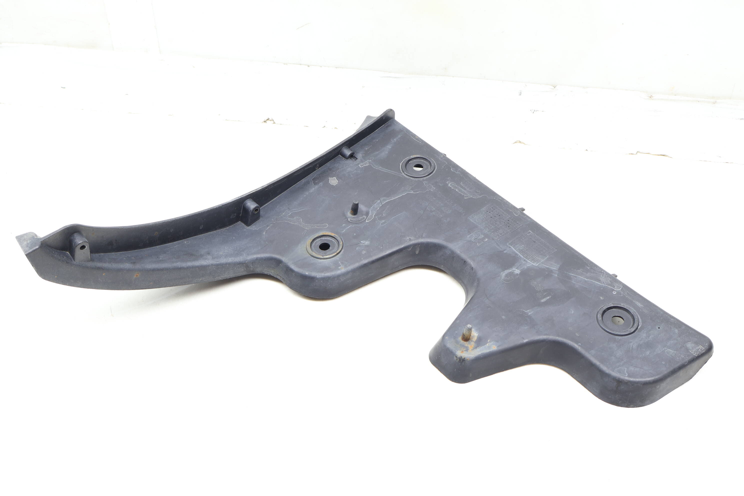 Bumper Guide / Bracket 4F5807454