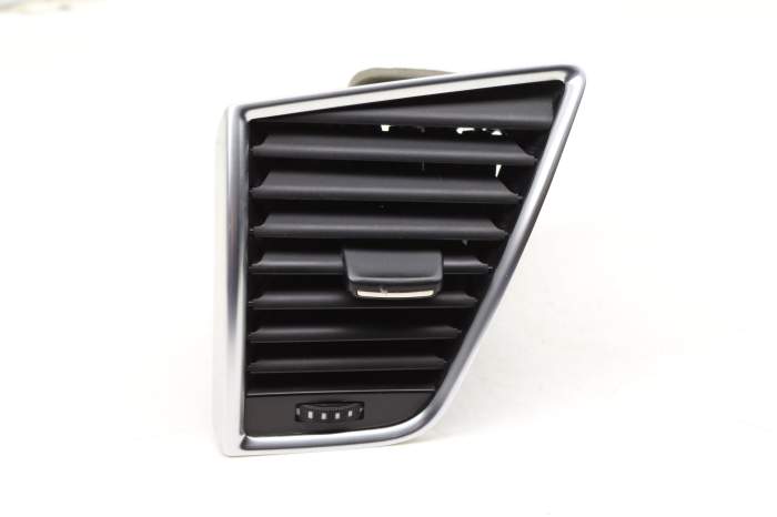 Dash Air Vent 8R1820901G main product photo