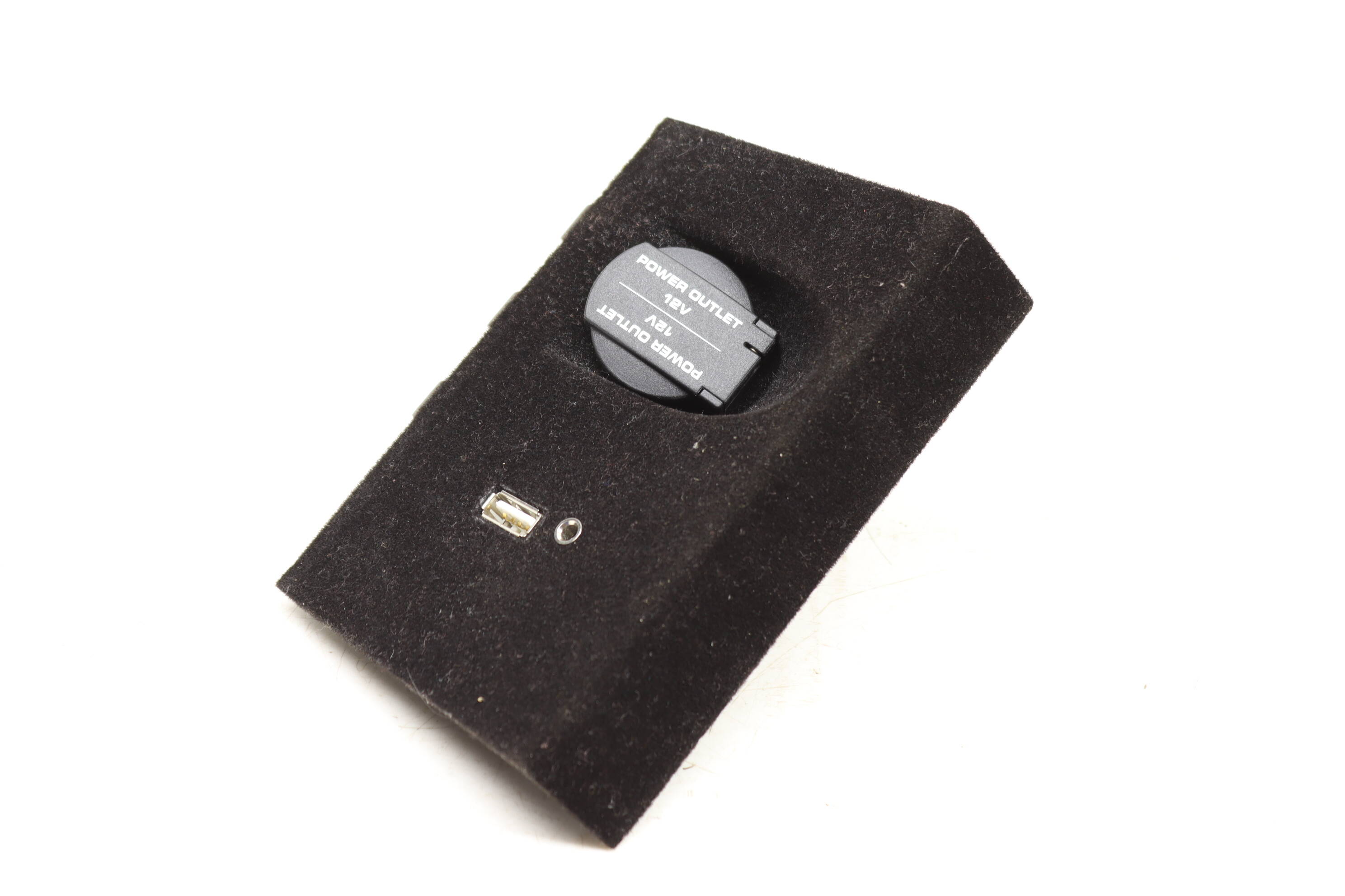 Usb / Power Outlet / Trim 97055334502