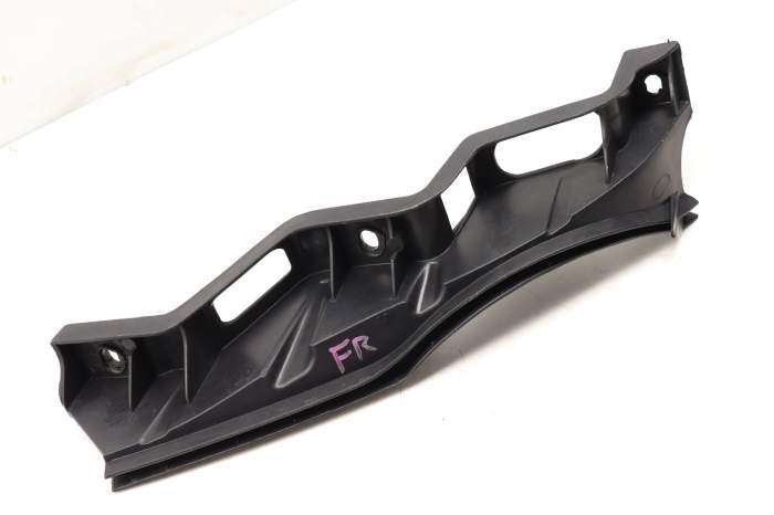 Bumper Guide / Mount Bracket 3C0807890 main product photo