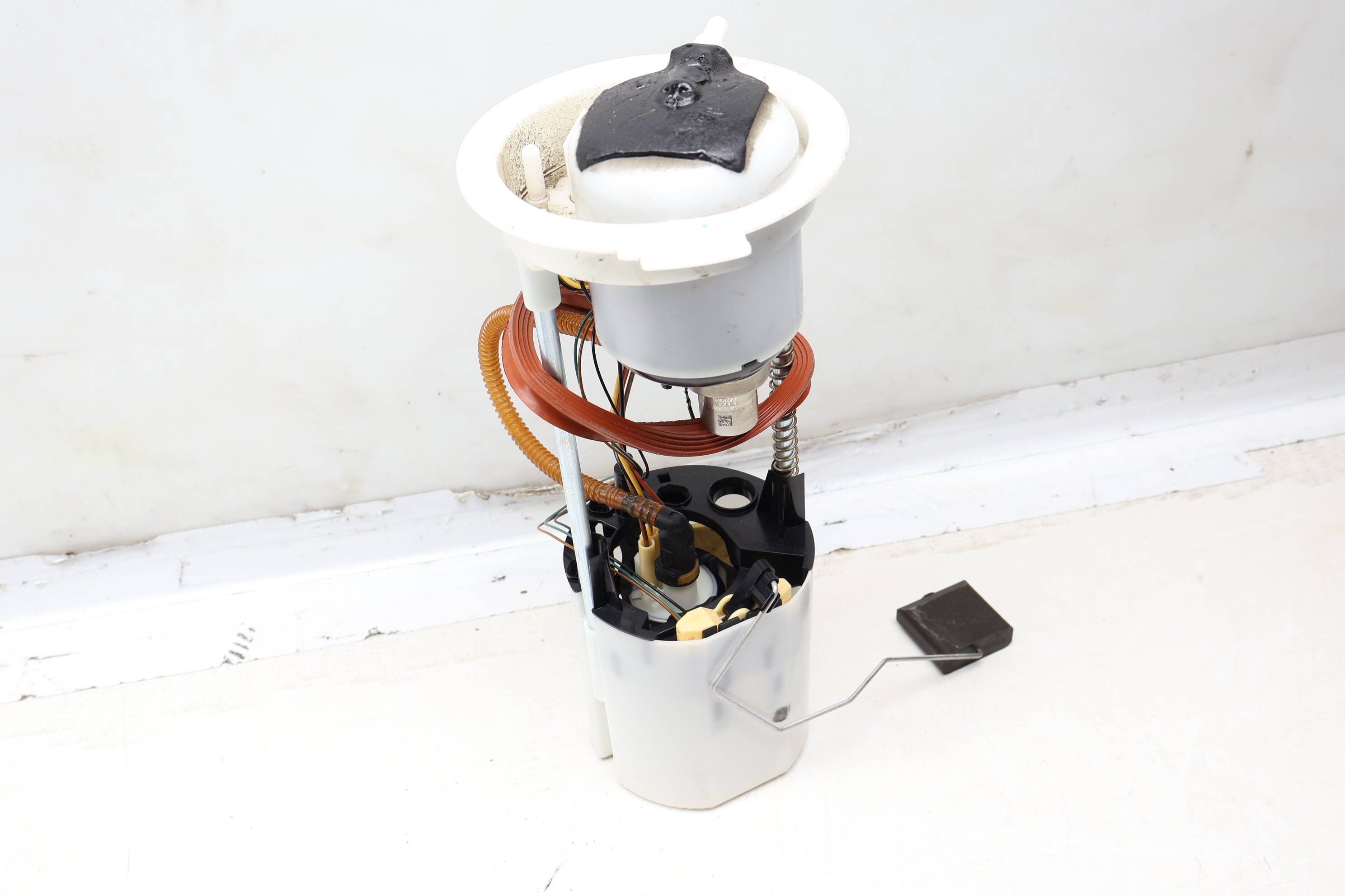 In-Tank Fuel Pump 95B919051