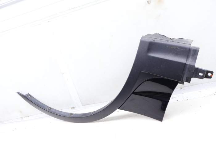 Fender Flare / Wheel Arch Trim 51713401808 main product photo