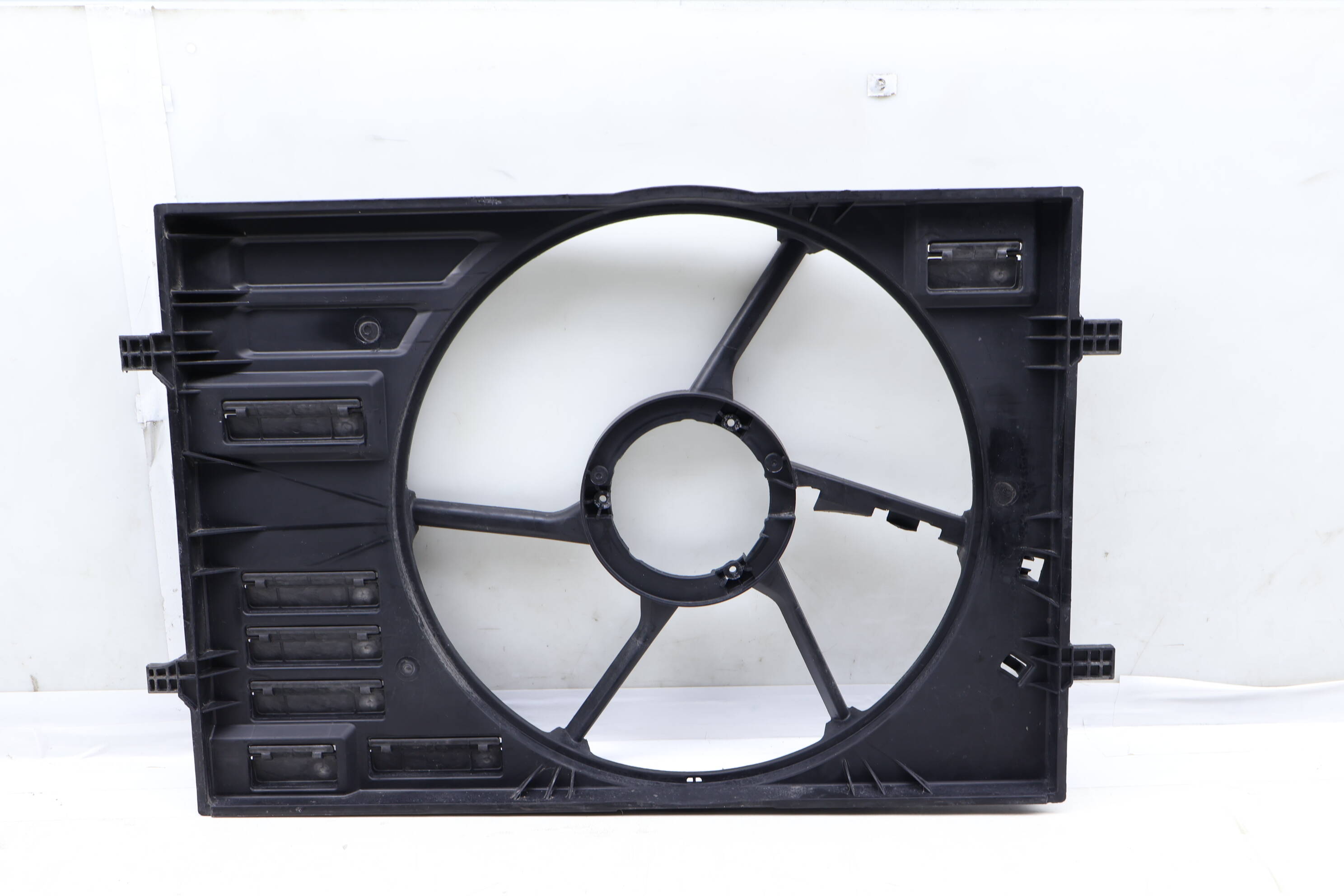 Electric Cooling Fan Housing / Cowl 5QM121205B
