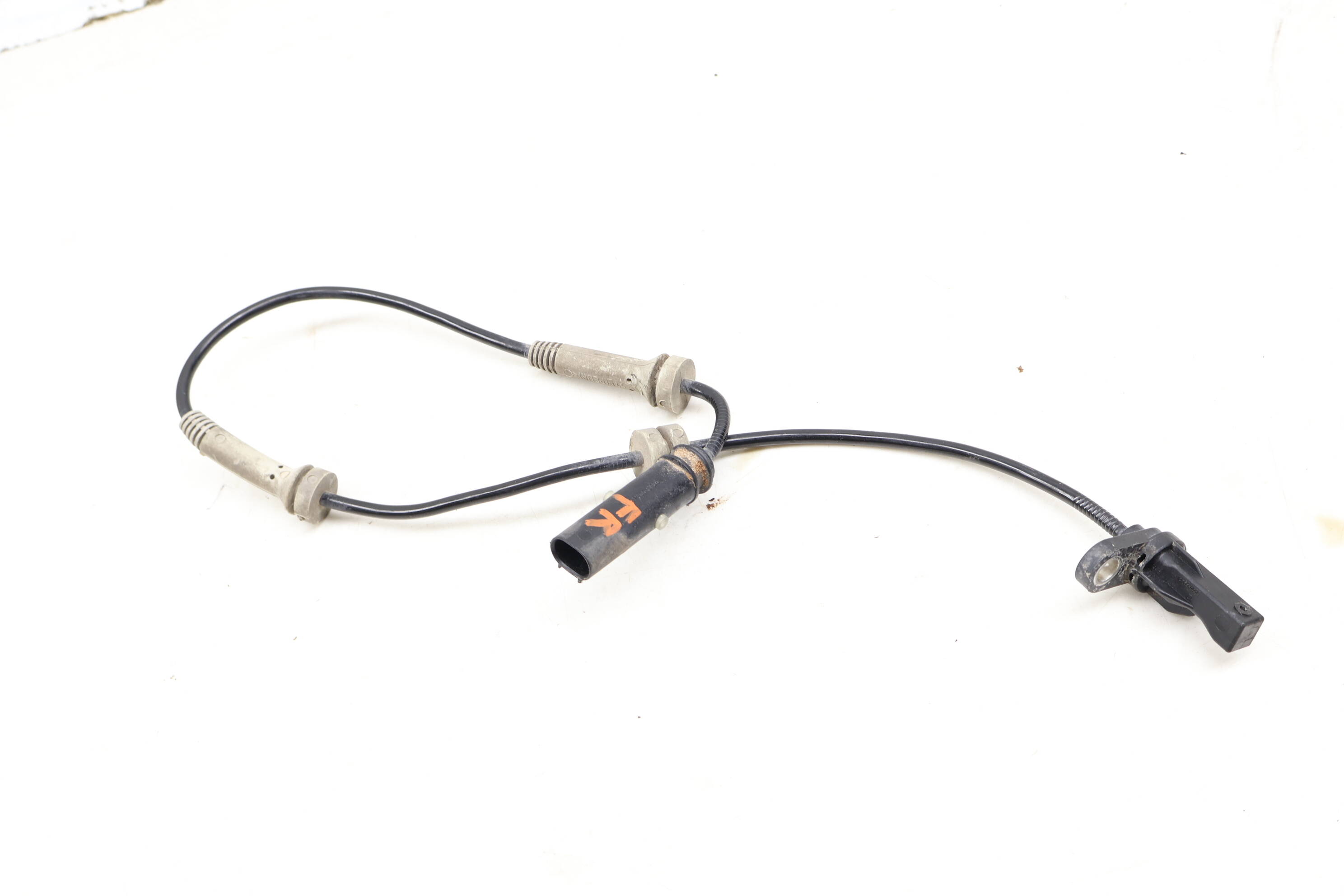 Abs&#x20;&#x2F;&#x20;Wheel&#x20;Speed&#x20;Sensor&#x20;34526869320