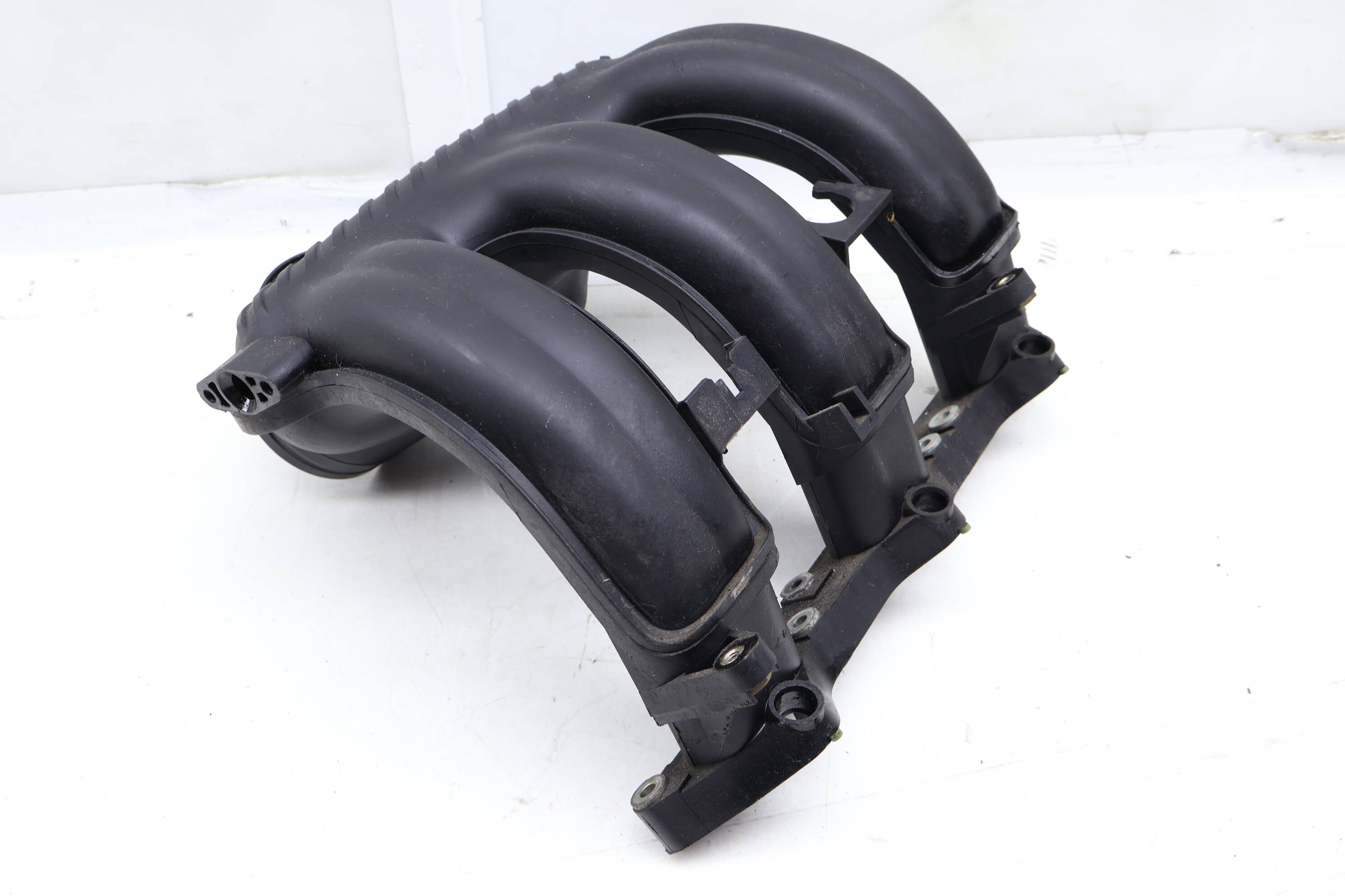 Intake Manifold / Air Distributor 99611004501