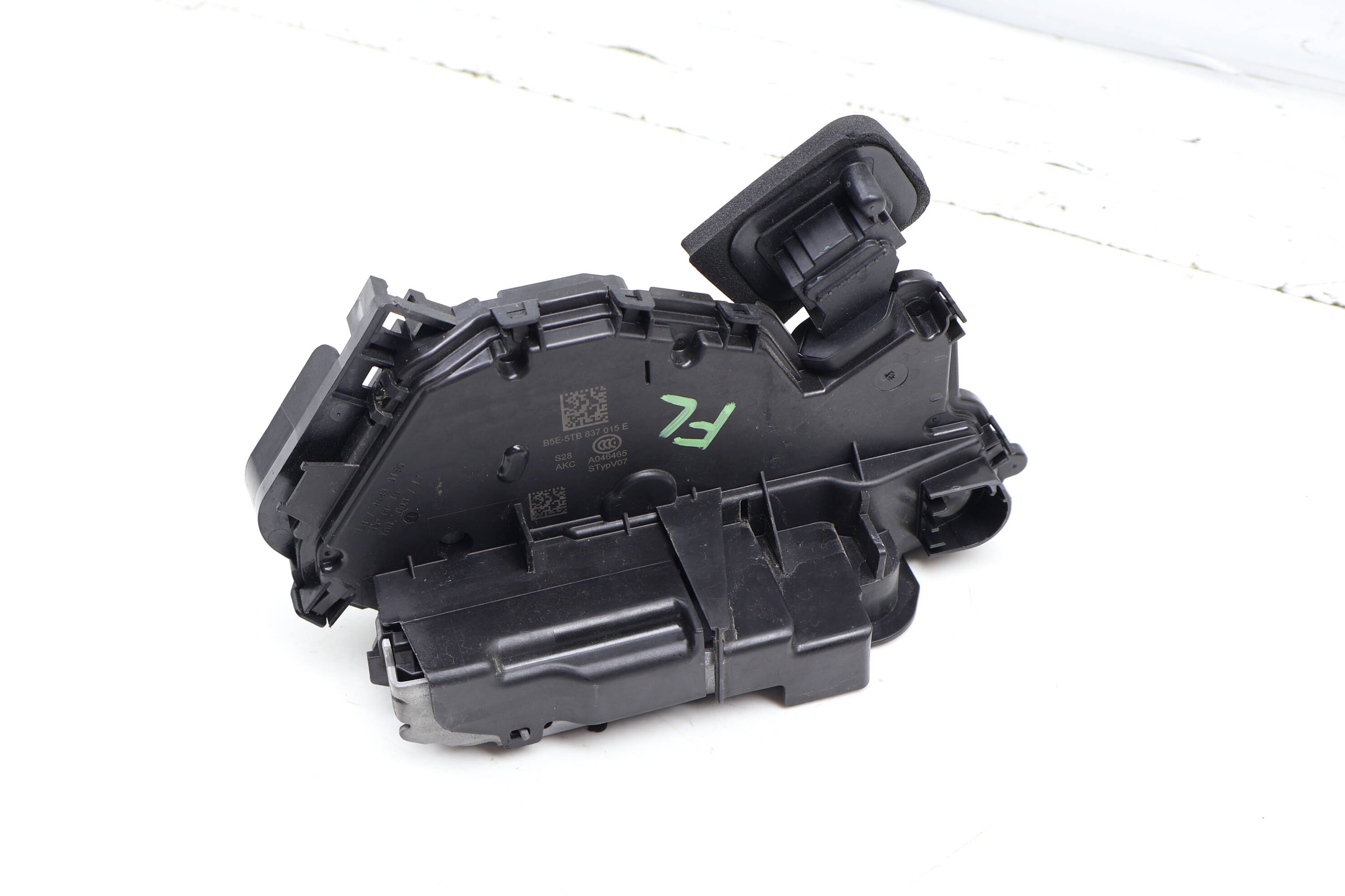 Door Latch / Lock Actuator 5TB837015E