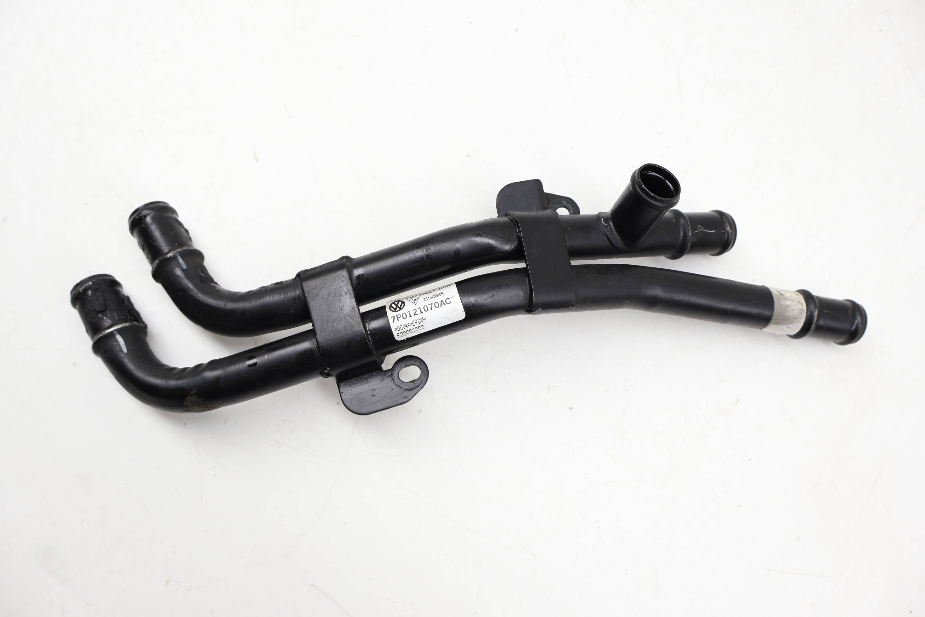 Coolant Pipe / Tube Set 7P0121070AC