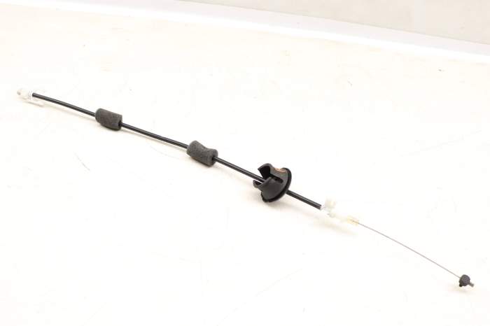 Door Handle Release / Bowden Cable 7P5837085 95853108500 main product photo