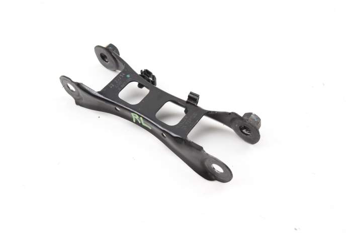 Upper Control Arm / Guide Rod 33306867881 main product photo