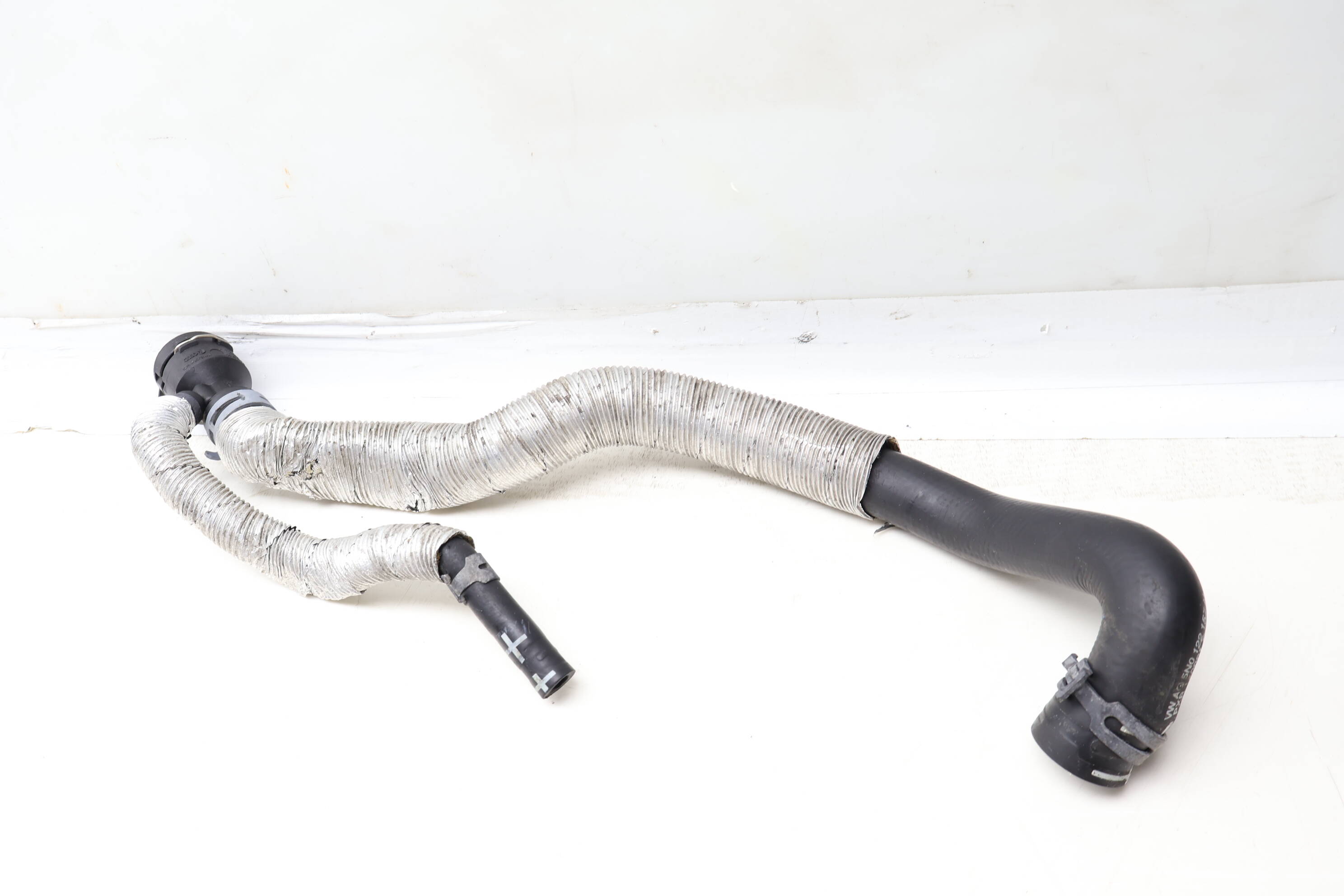 Coolant Hose / Line 5N0122157N