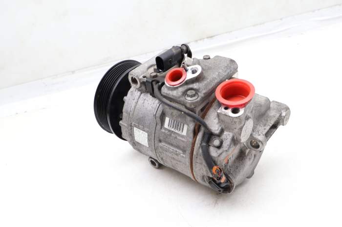 Ac Compressor 7P0820803M 95812601201 main product photo
