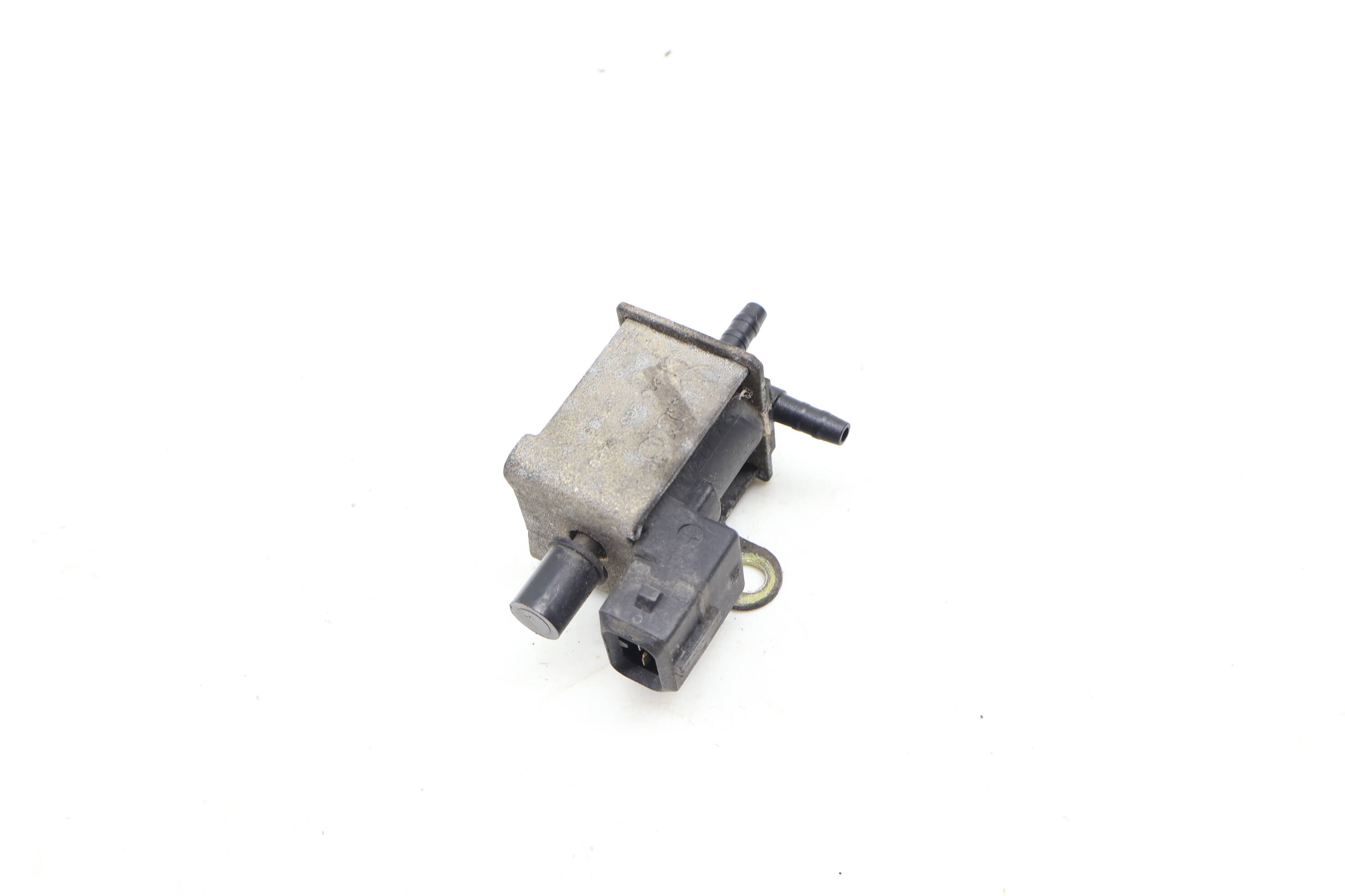 N249 Egr / Combi Vacuum Solenoid Valve 026906283H