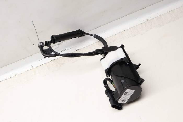 Seat Motor / Actuator (2Nd Row) FK72613G22AE main product photo