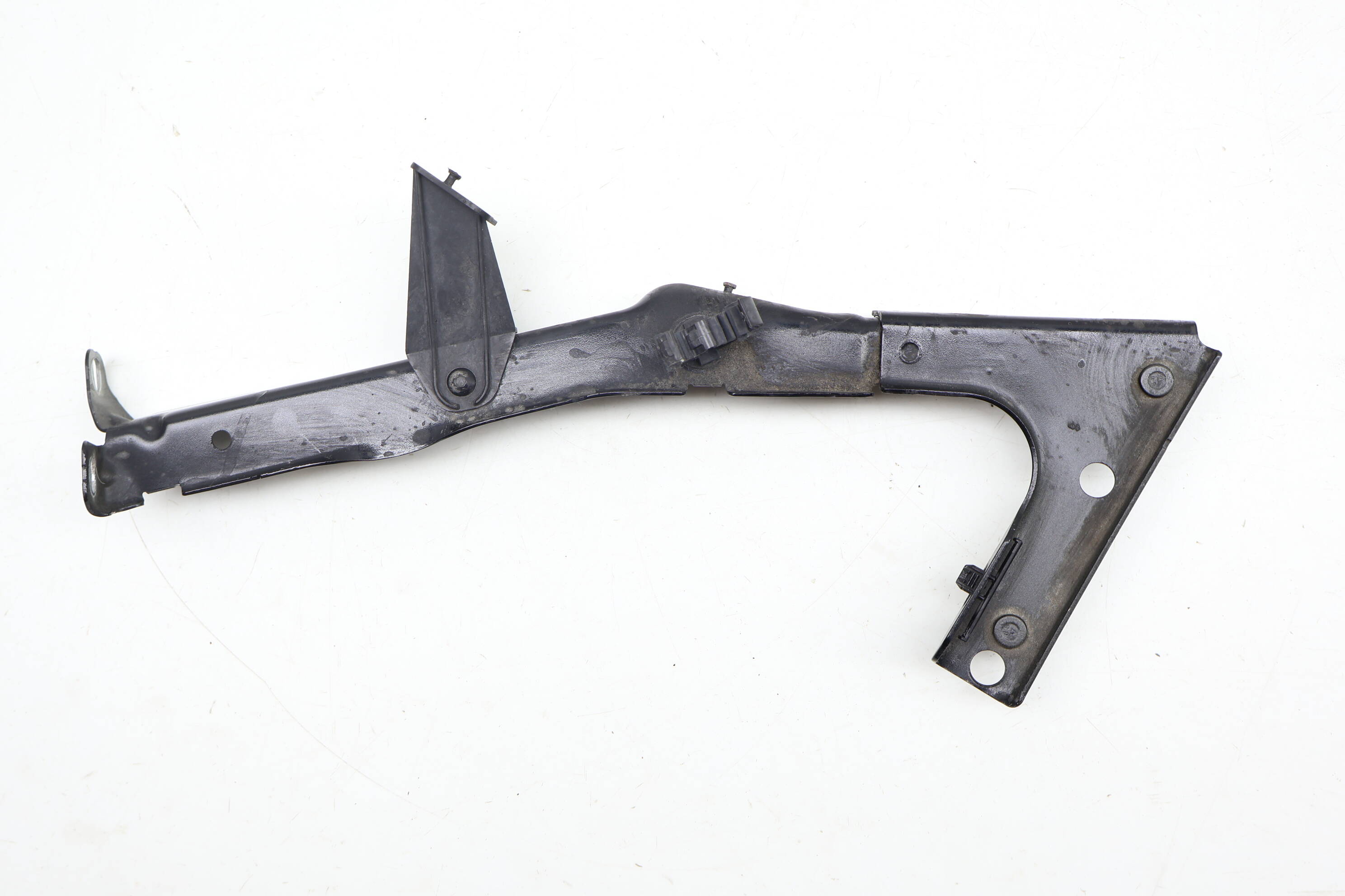 Fender Mount / Bracket 8T0821135C