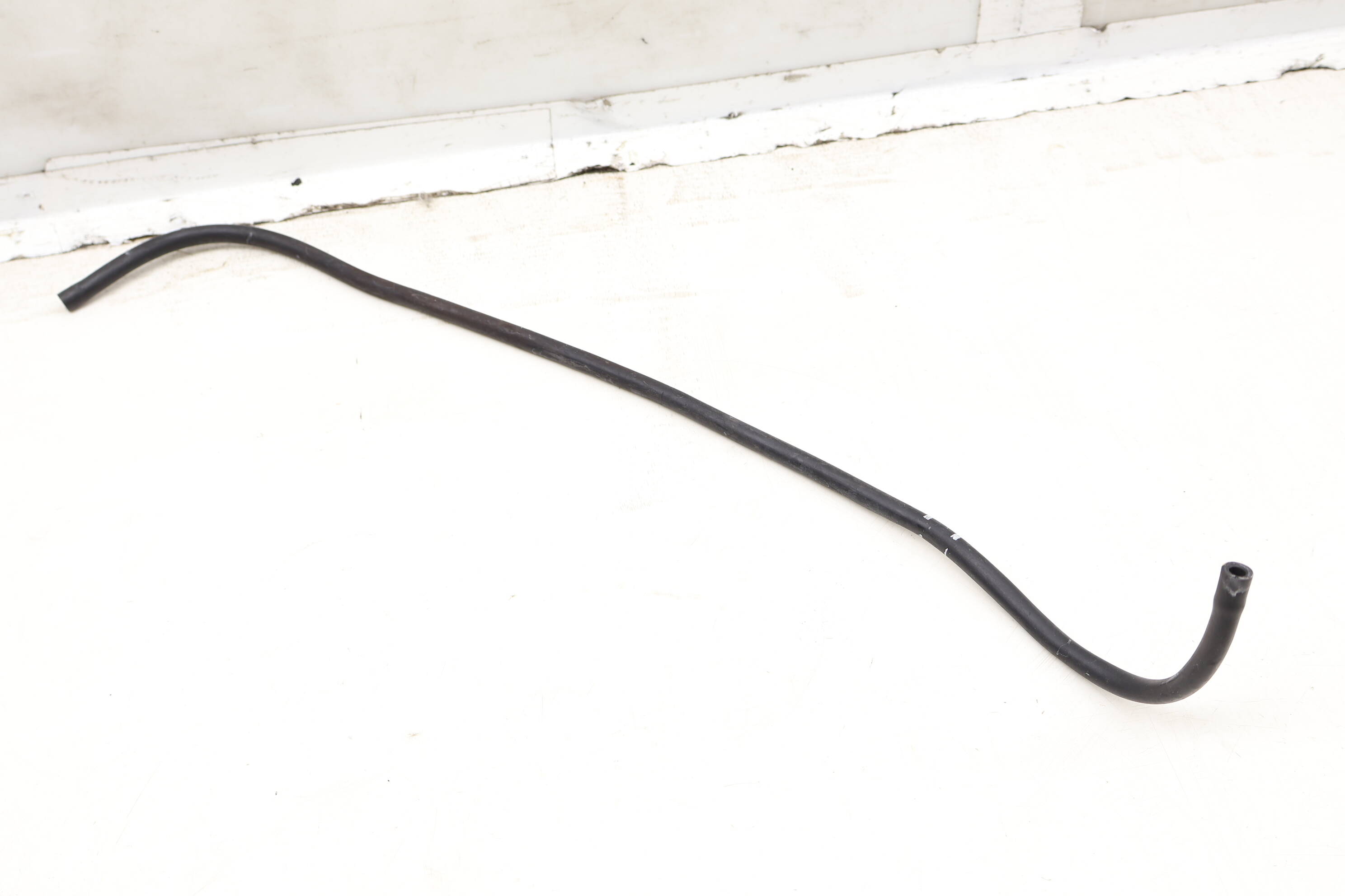 Vacuum Hose / Line 4M0133778