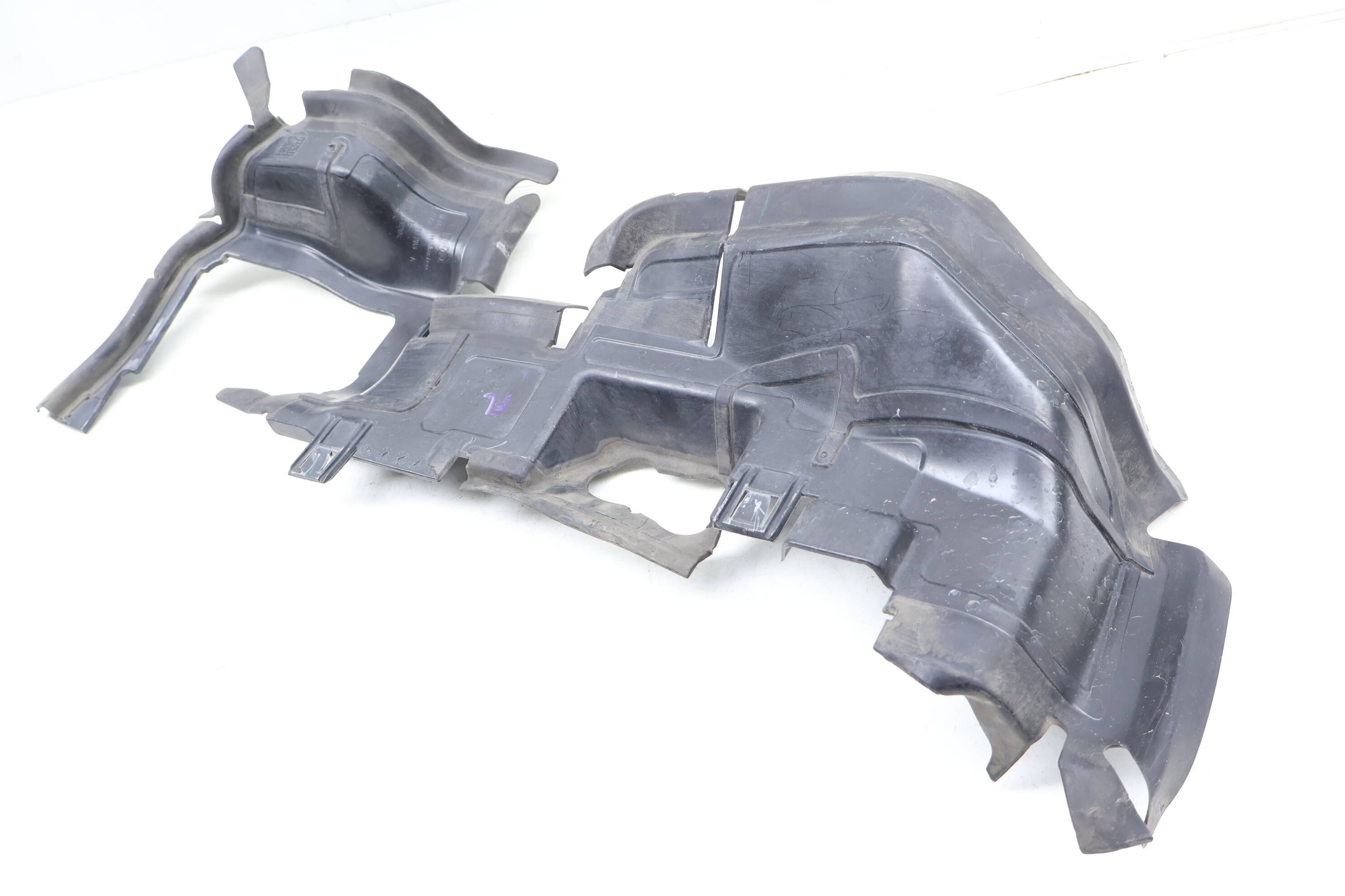 Radiator Air Guide / Duct 80A121283K