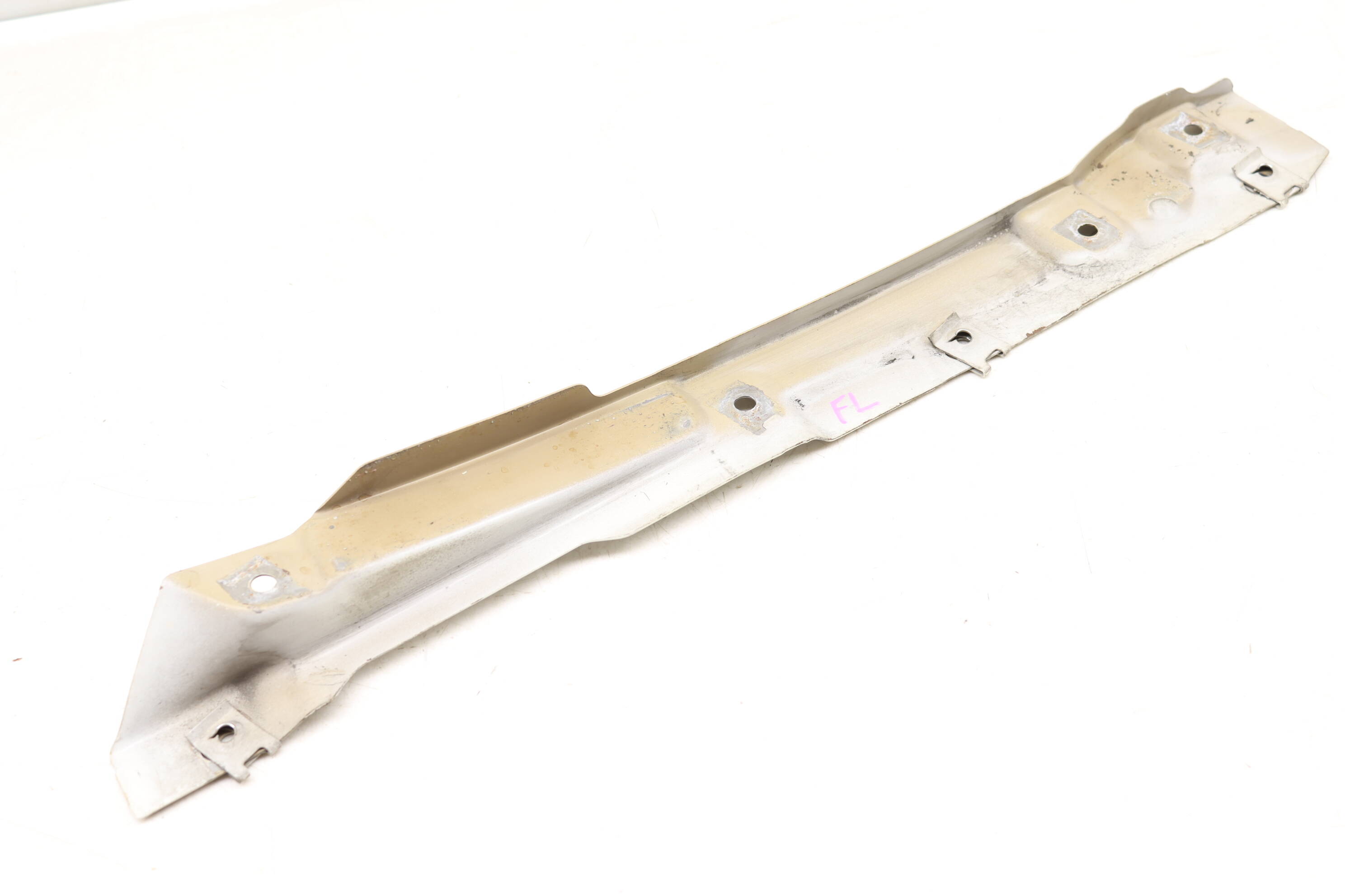 Fender Mount Bracket 7D0806077A