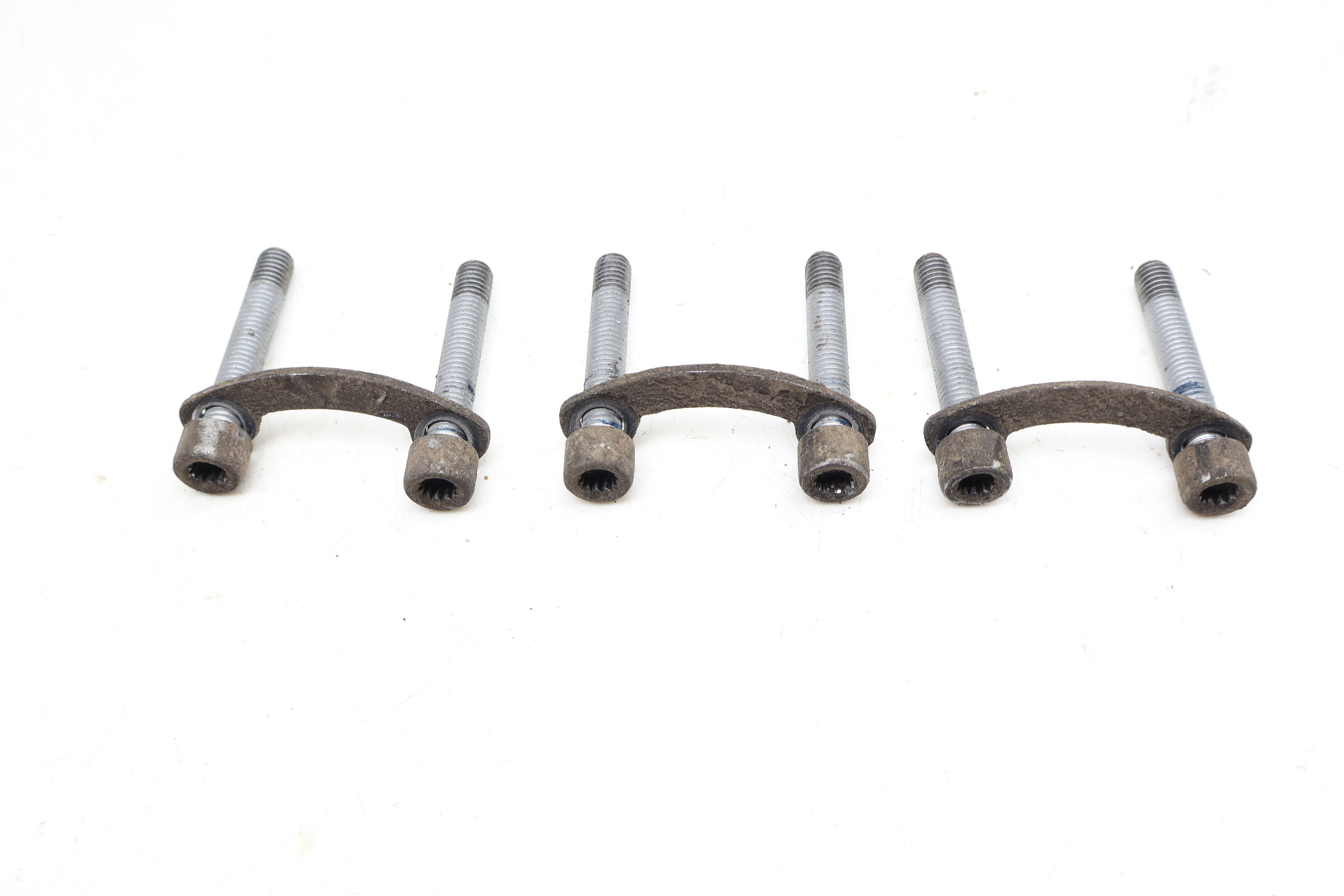 Cv&#x20;Axle&#x20;Flange&#x20;Bolt&#x20;Set&#x20;N91108201