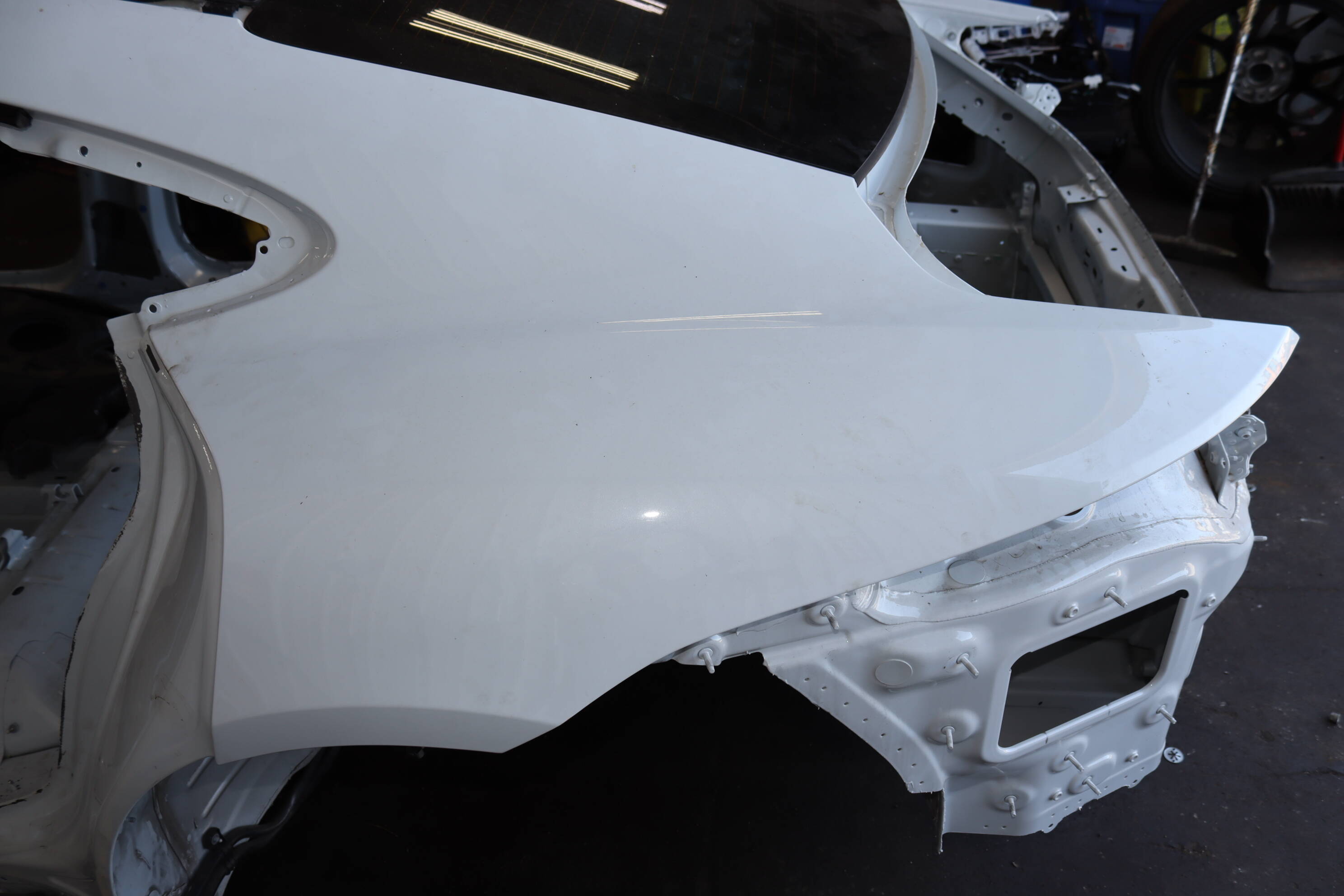 Quarter Panel Section / Cutout / Frame 9J1809087 Y