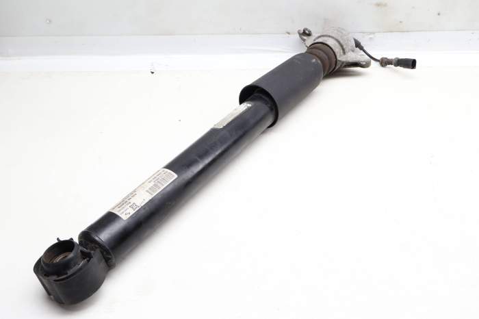 Strut / Shock Absorber 95B513035E main product photo
