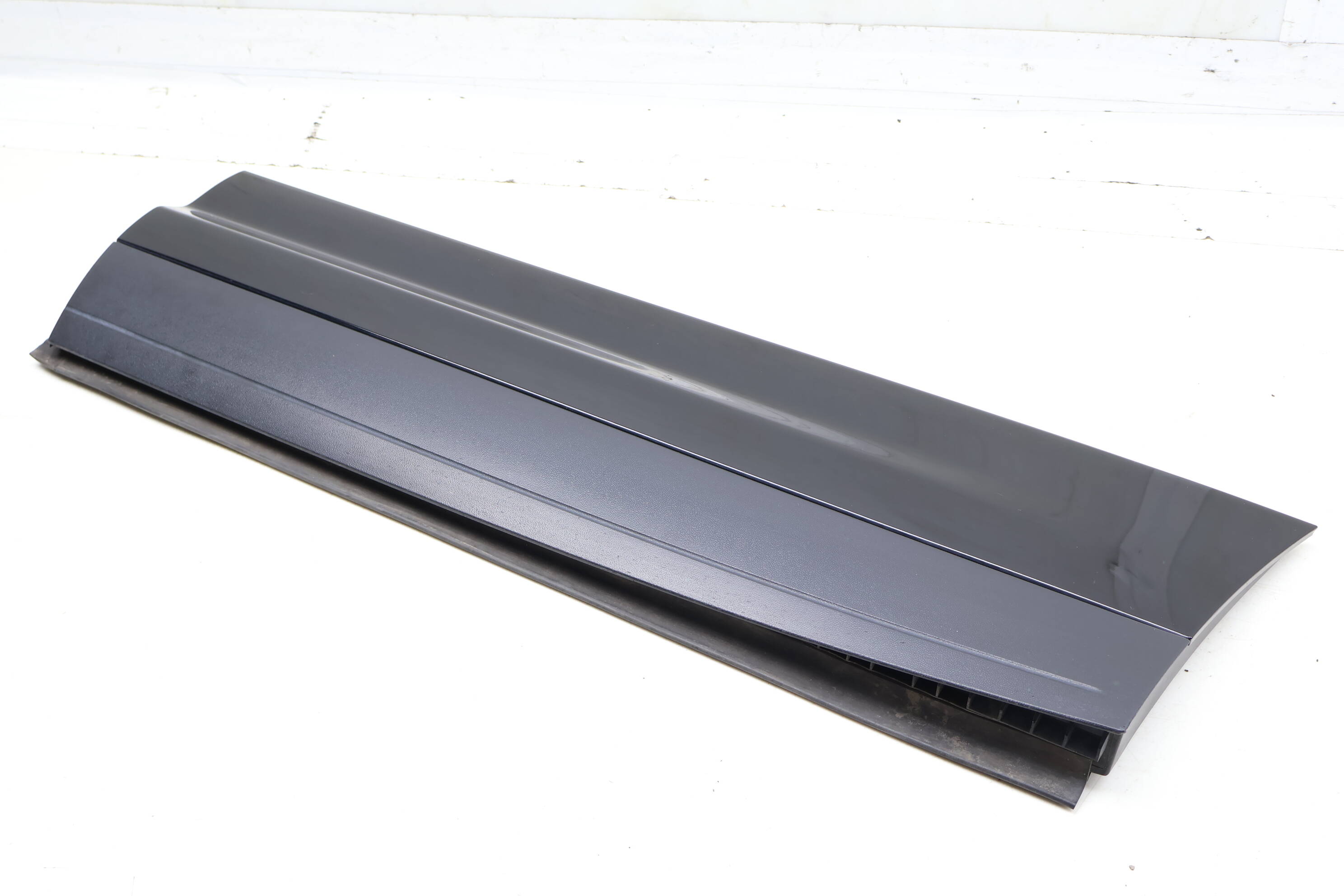 Lower Door Molding / Blade 7P5839787G 95855978900