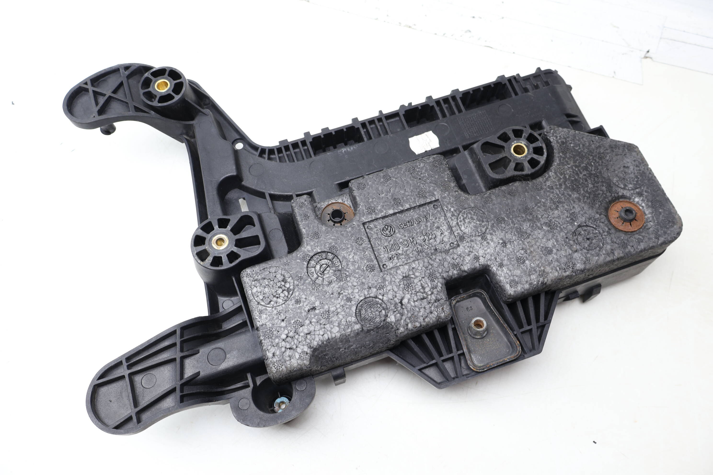Battery Tray 1K0915333H