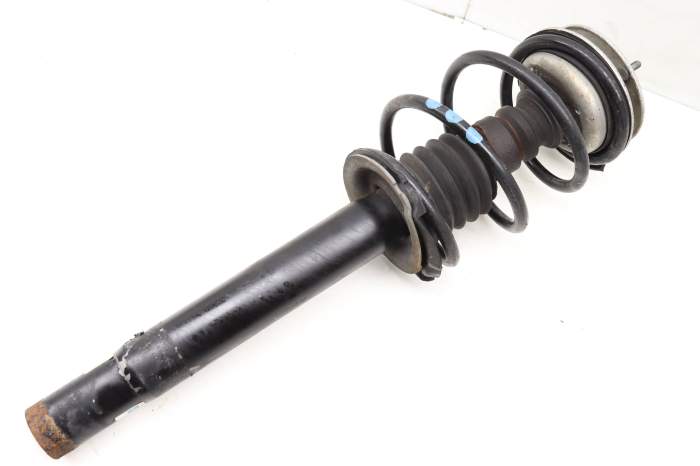ウッチー BMW Front Strut / Shock Spring Assembly 31311096858