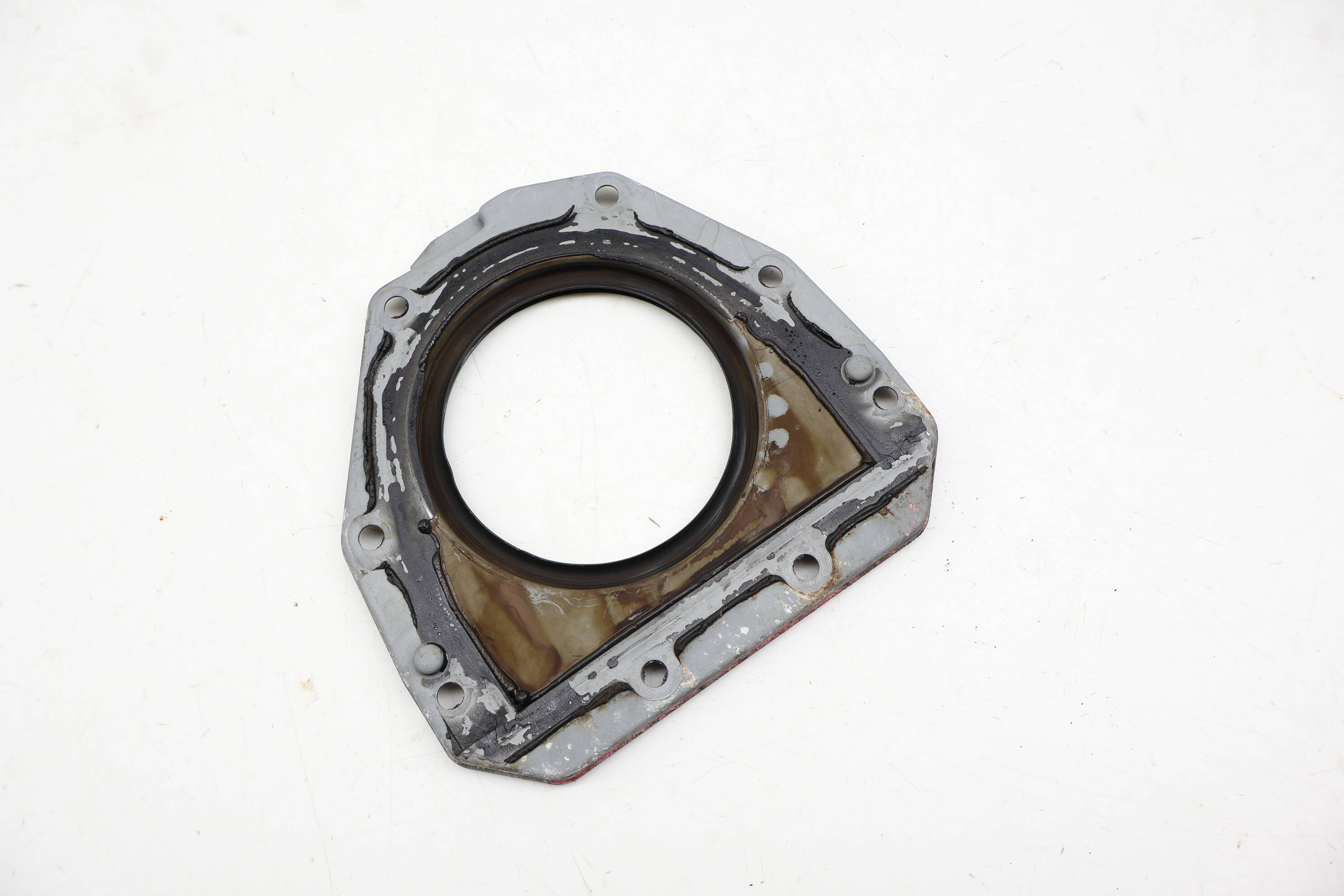Engine Crankshaft Sealing Flange 06K103171G