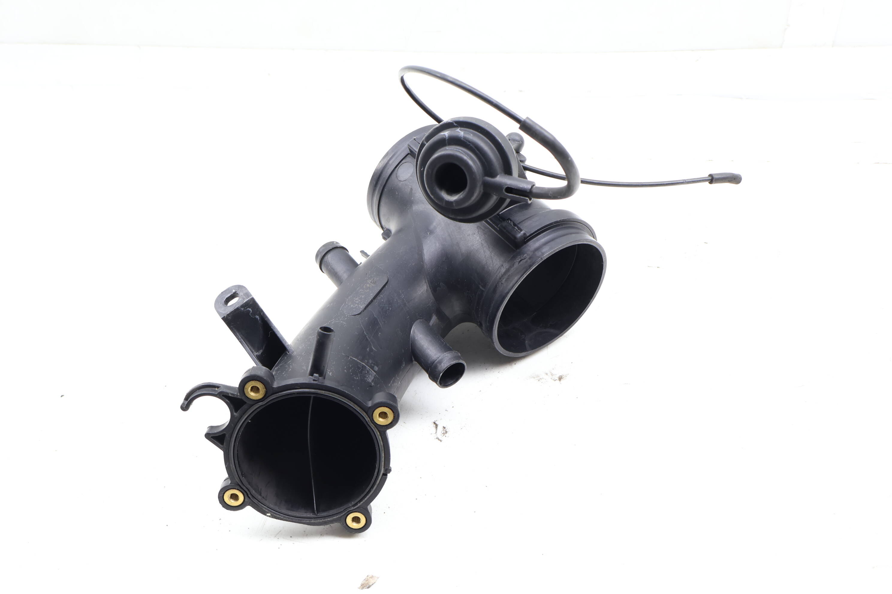 Air Intake / Distribution Hose Tube 98711041601