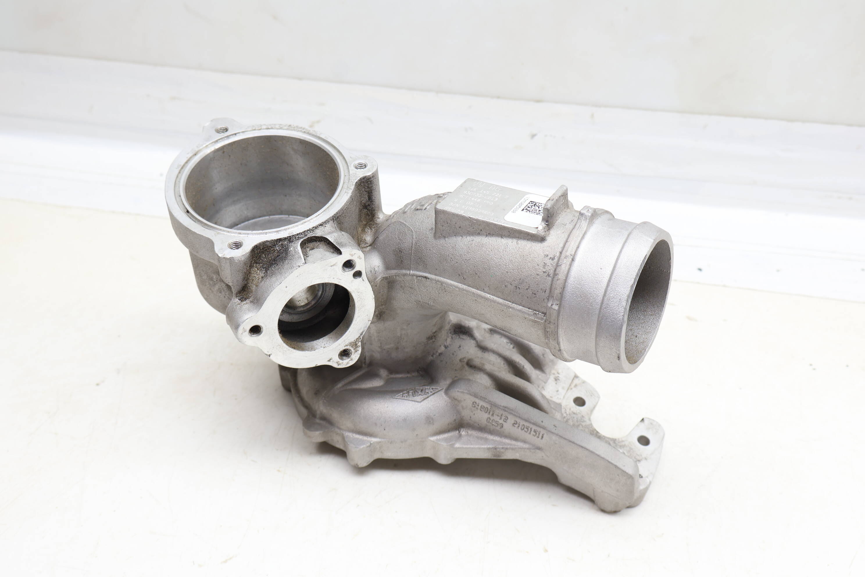 Turbo / Turbocharger Housing 06K145721S