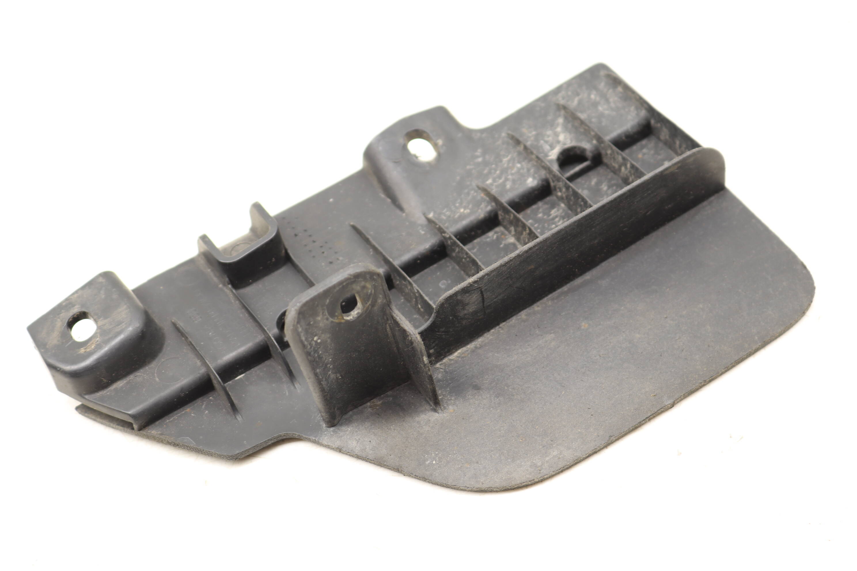 Wheel Spoiler / Mud Flap (Front) 5G0854858