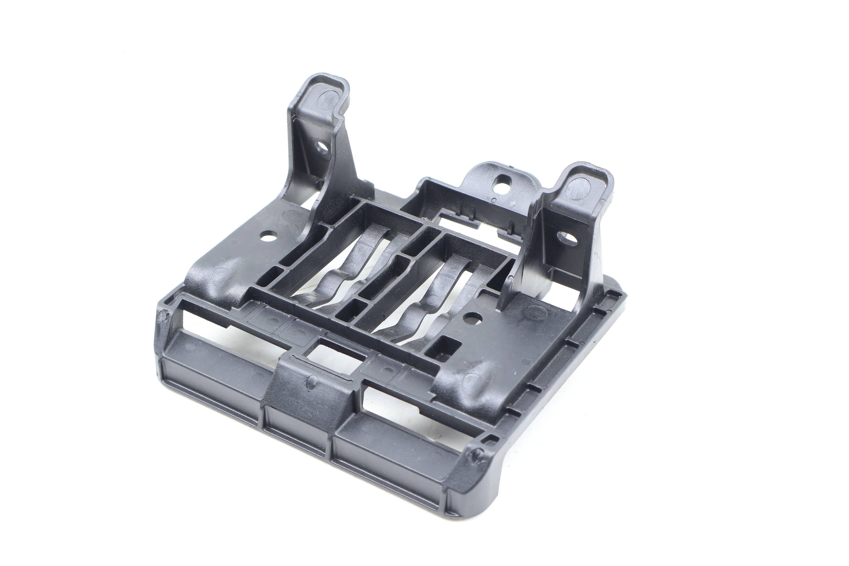 Media Interface Control Module Bracket 2045451040