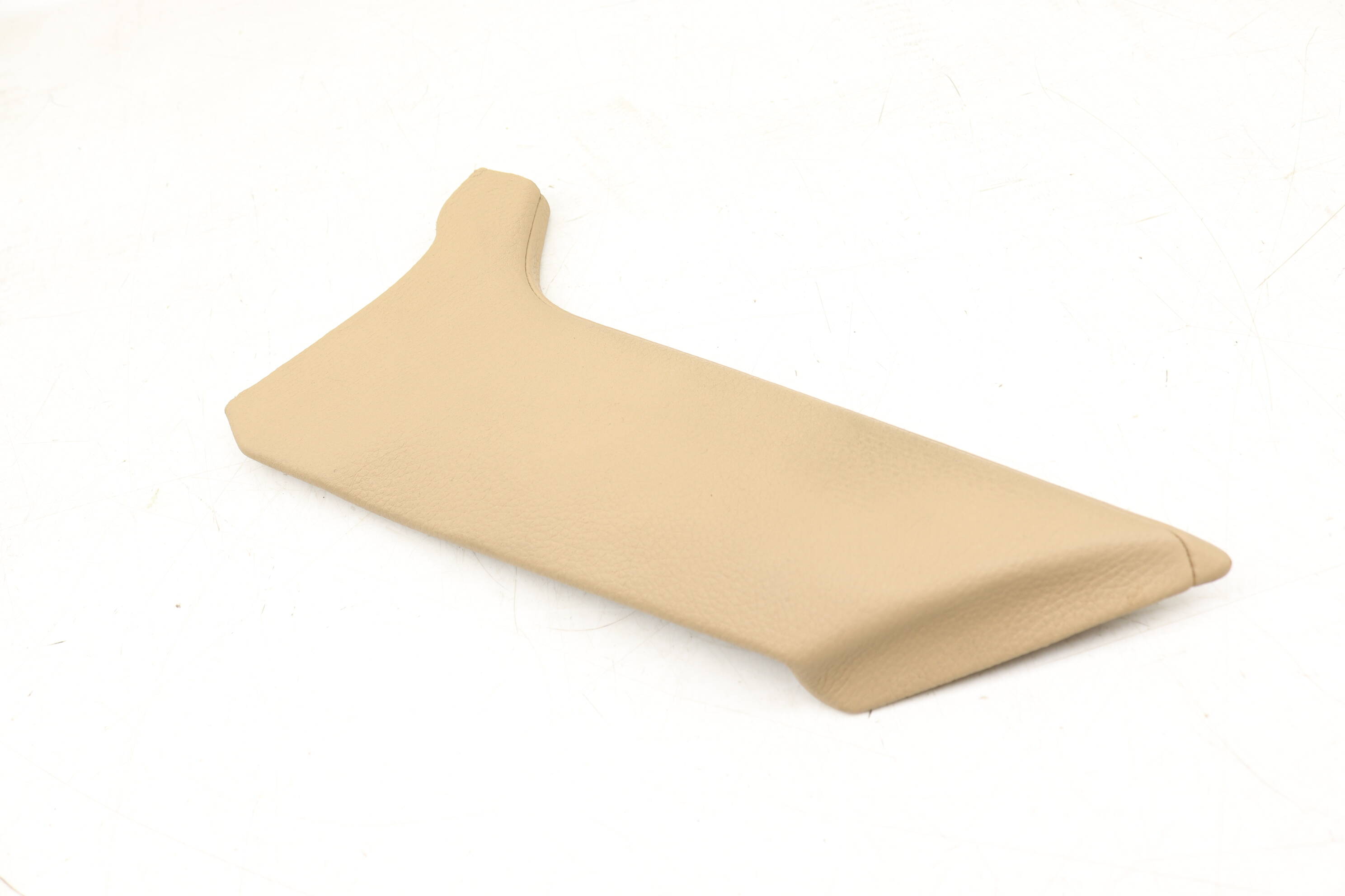 Center Console Trim / Cover 7P5864365 95855336500