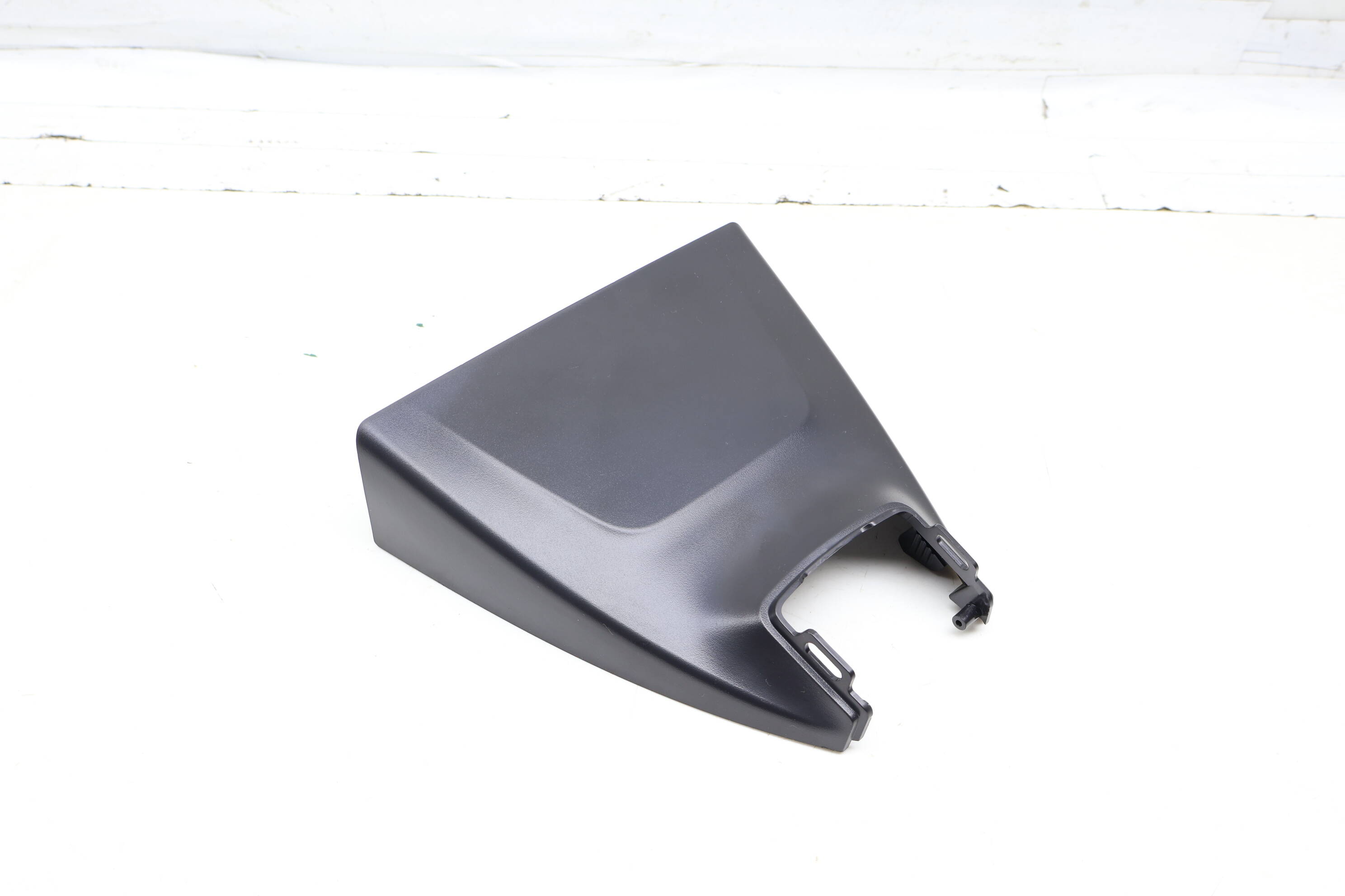 Interior Rear View Mirror Cover (Lower) 3CM868437A