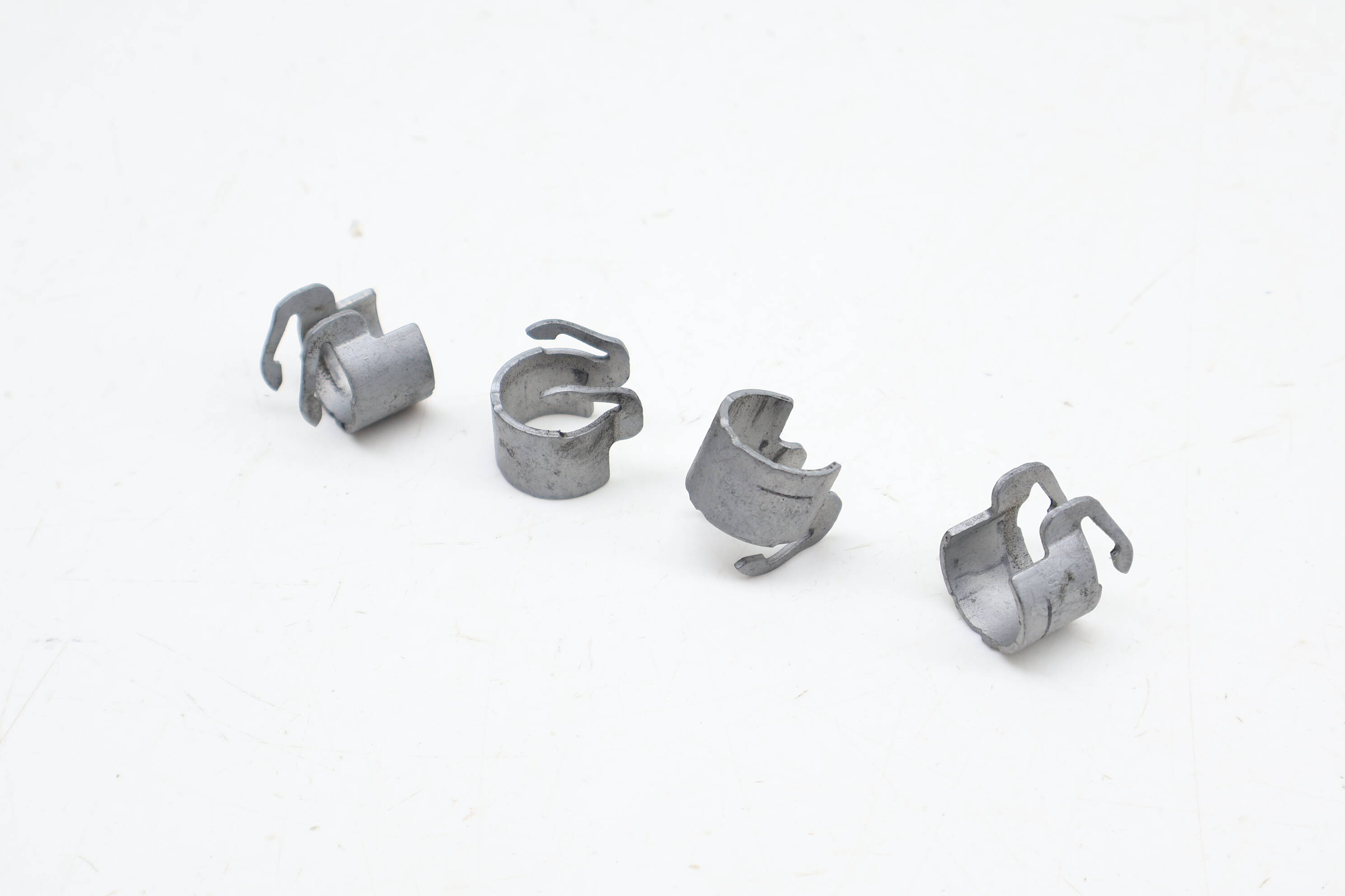 Fuel Injector Clip Set (4) 06N133036
