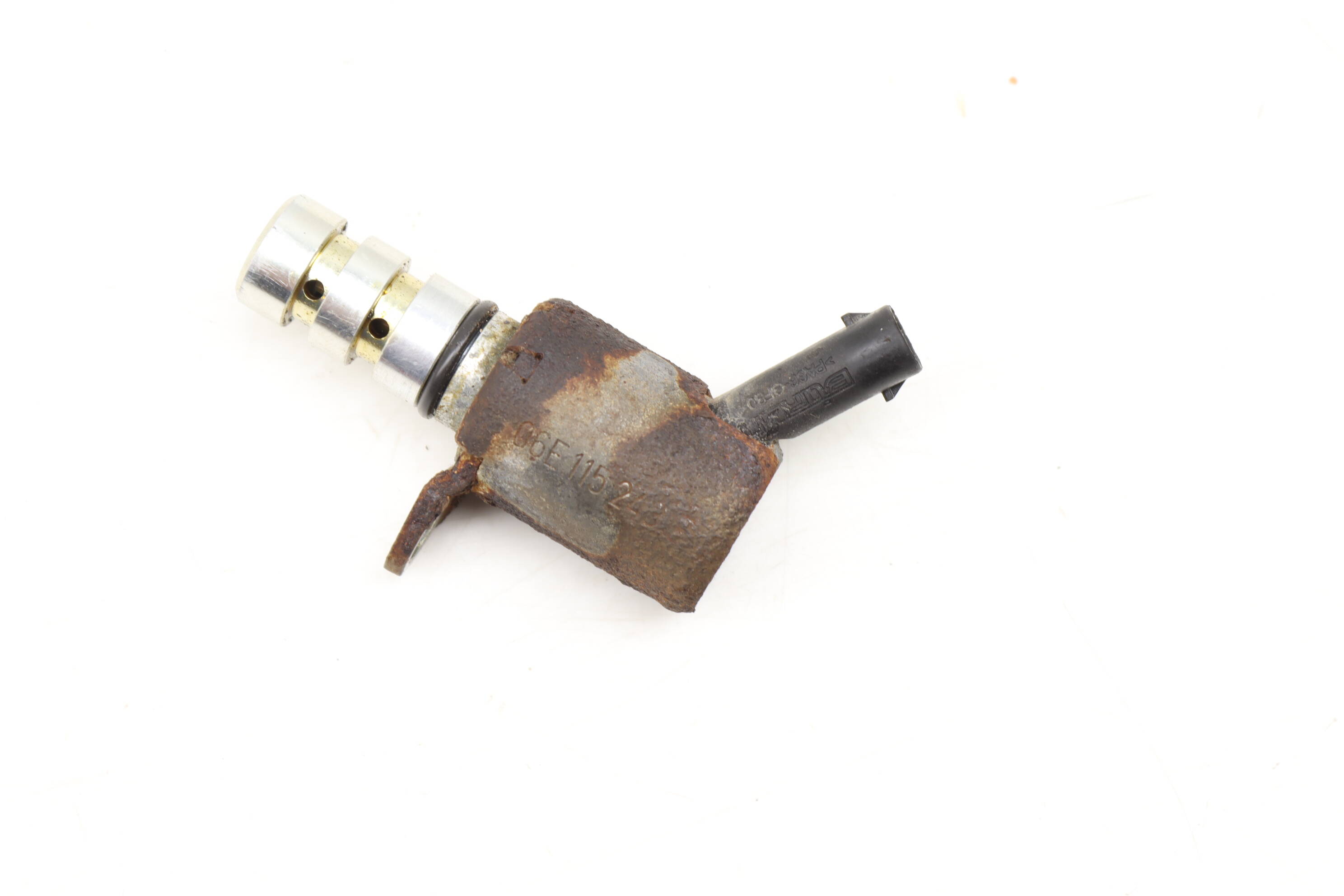 Camshaft / Timing Solenoid 06E115243E