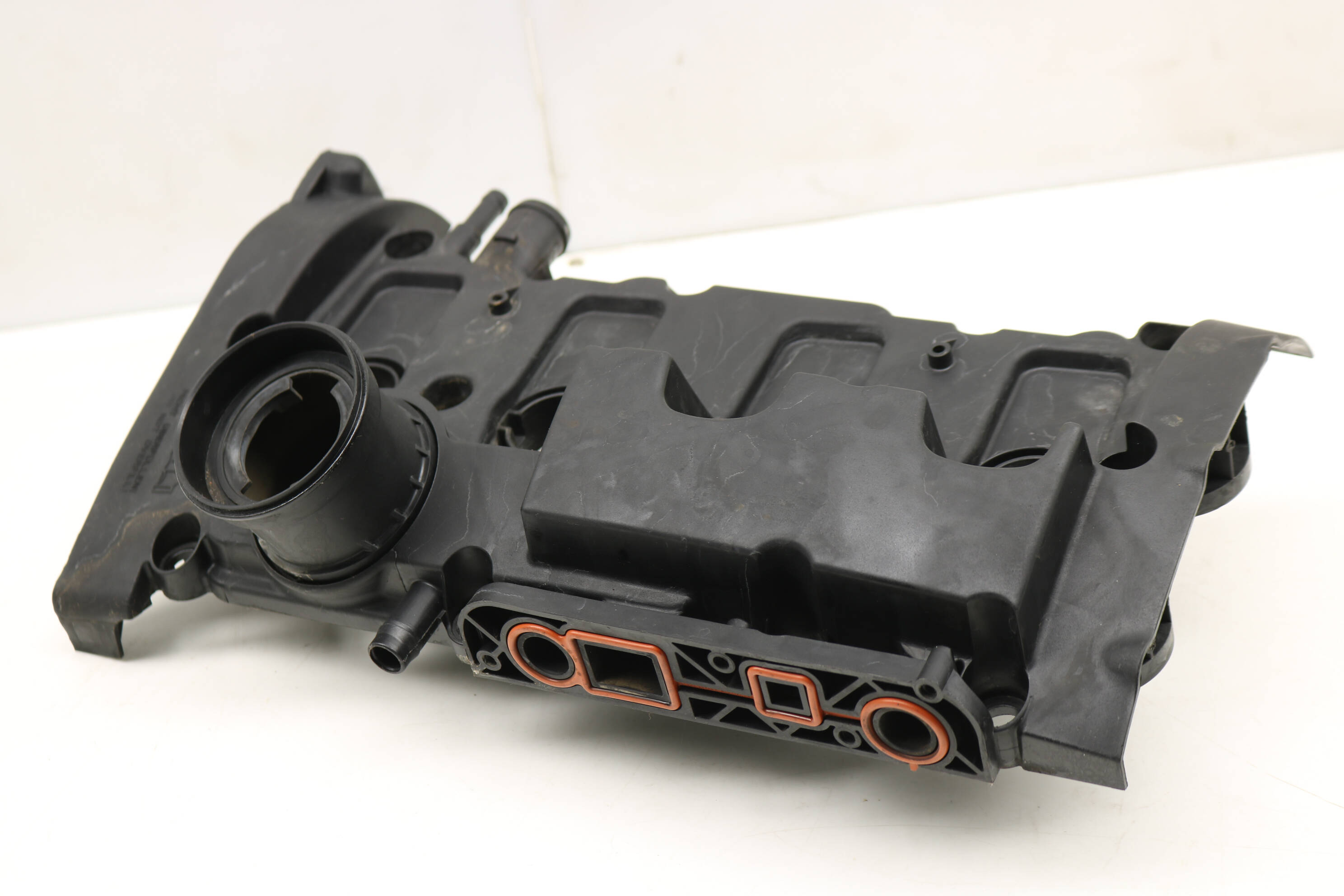 Engine Valve / Cylinder Head Cover 06F103469L