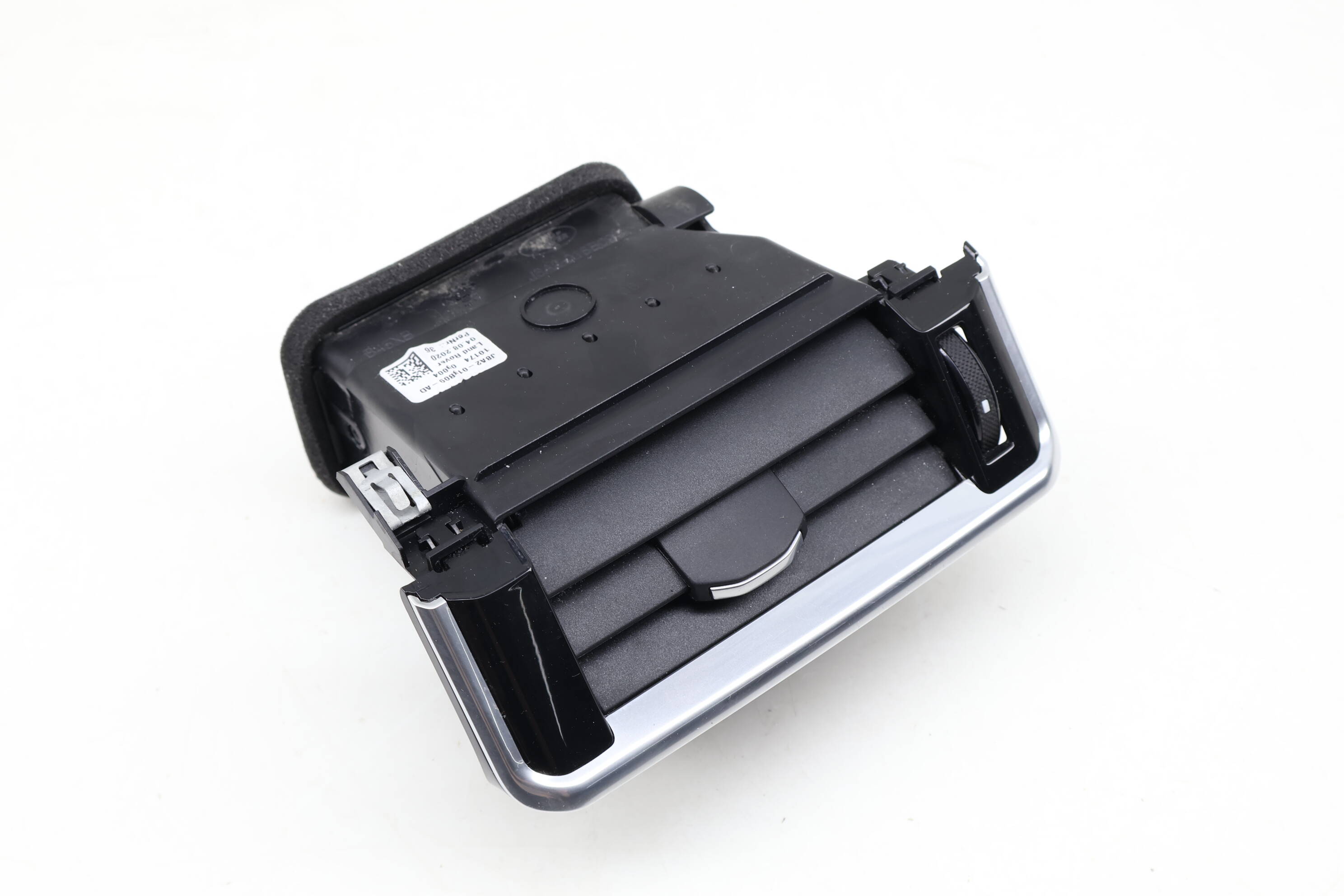 Dash Air Vent J8A2018B09AD